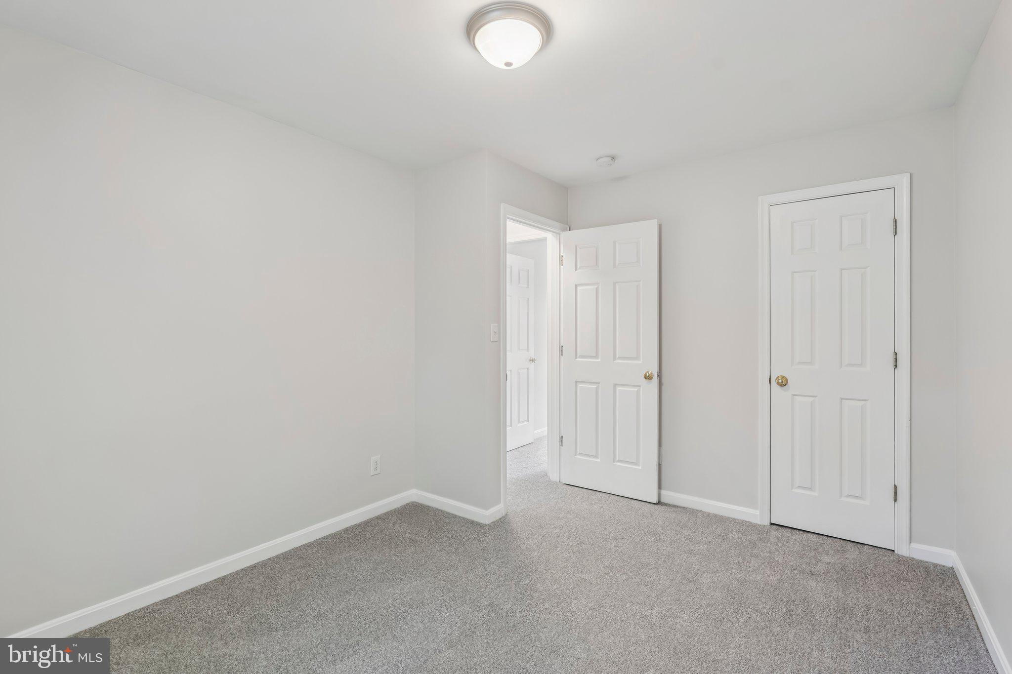 LAKE LAND OR - Residential