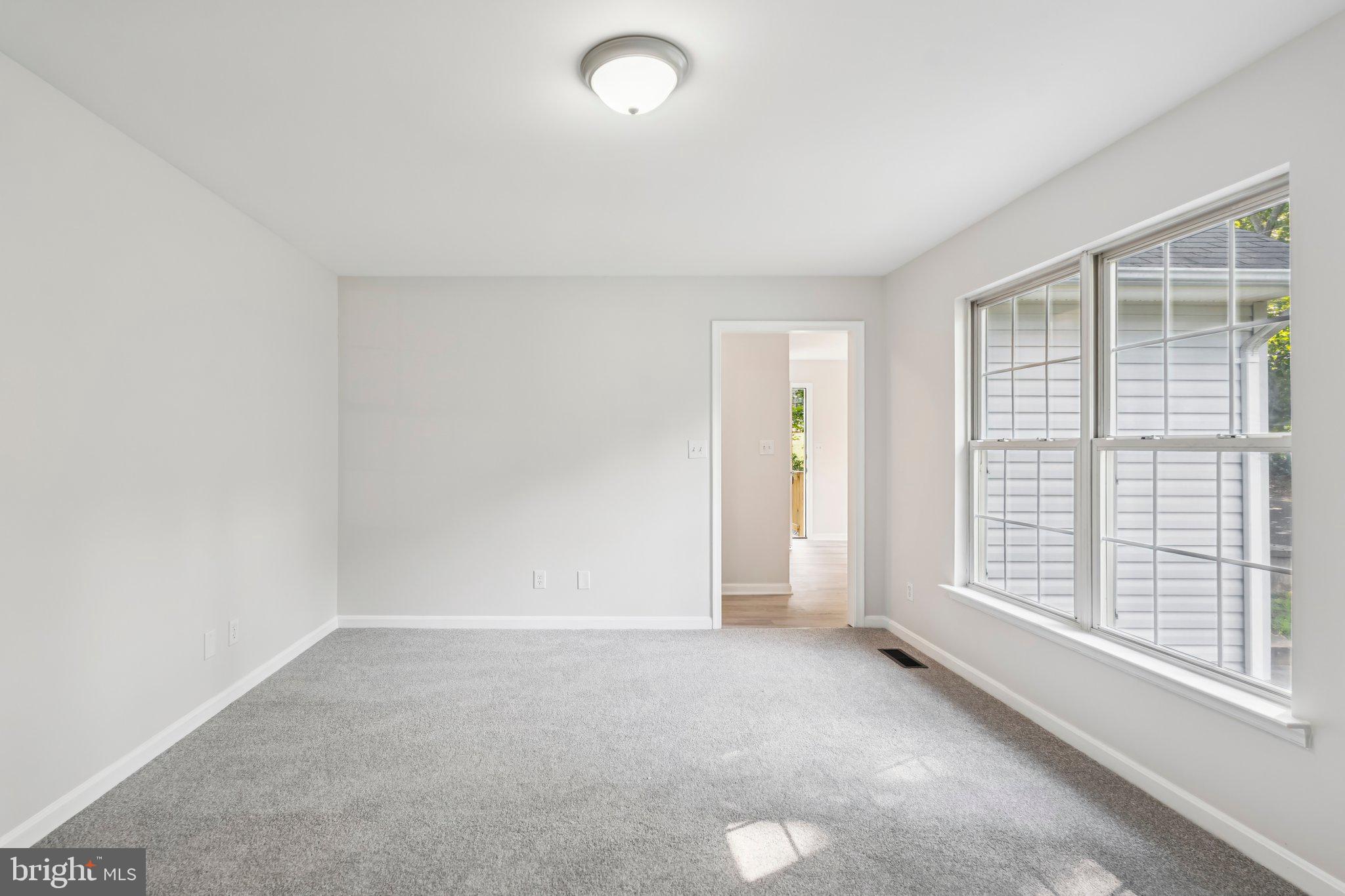 LAKE LAND OR - Residential