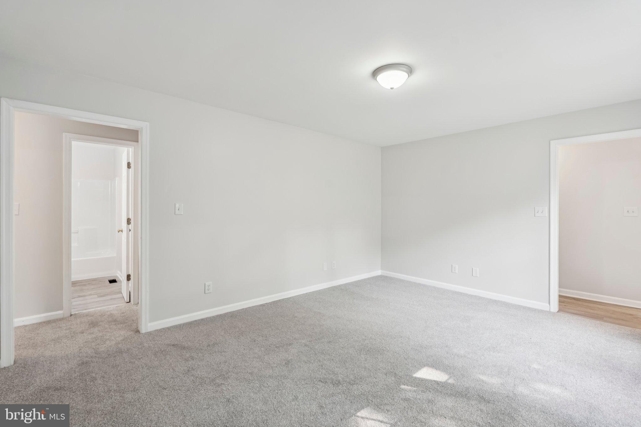 LAKE LAND OR - Residential