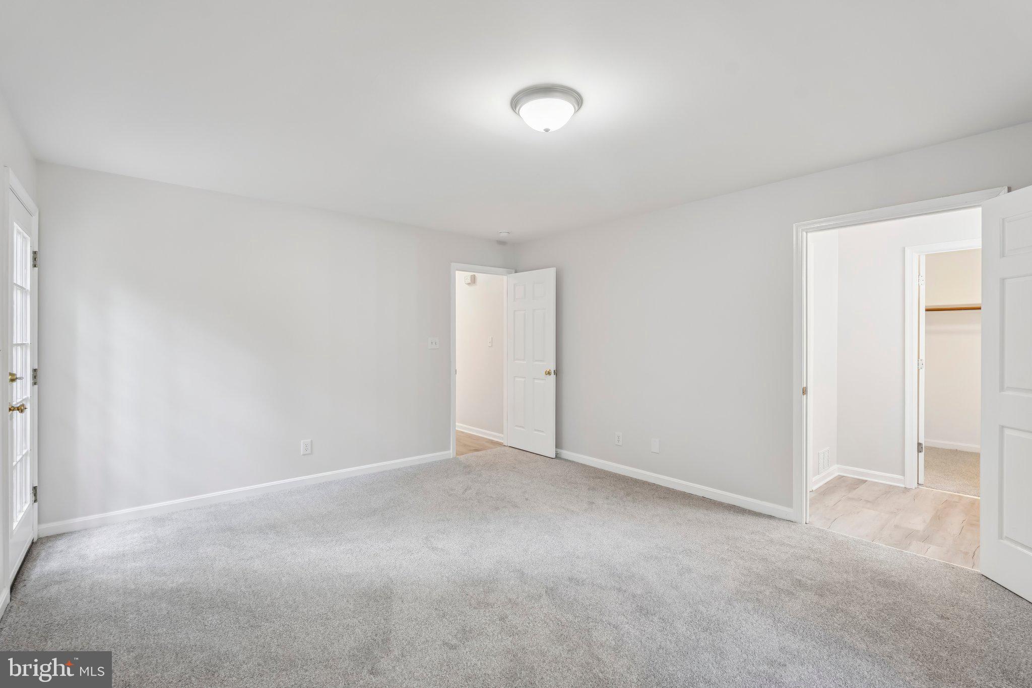 LAKE LAND OR - Residential