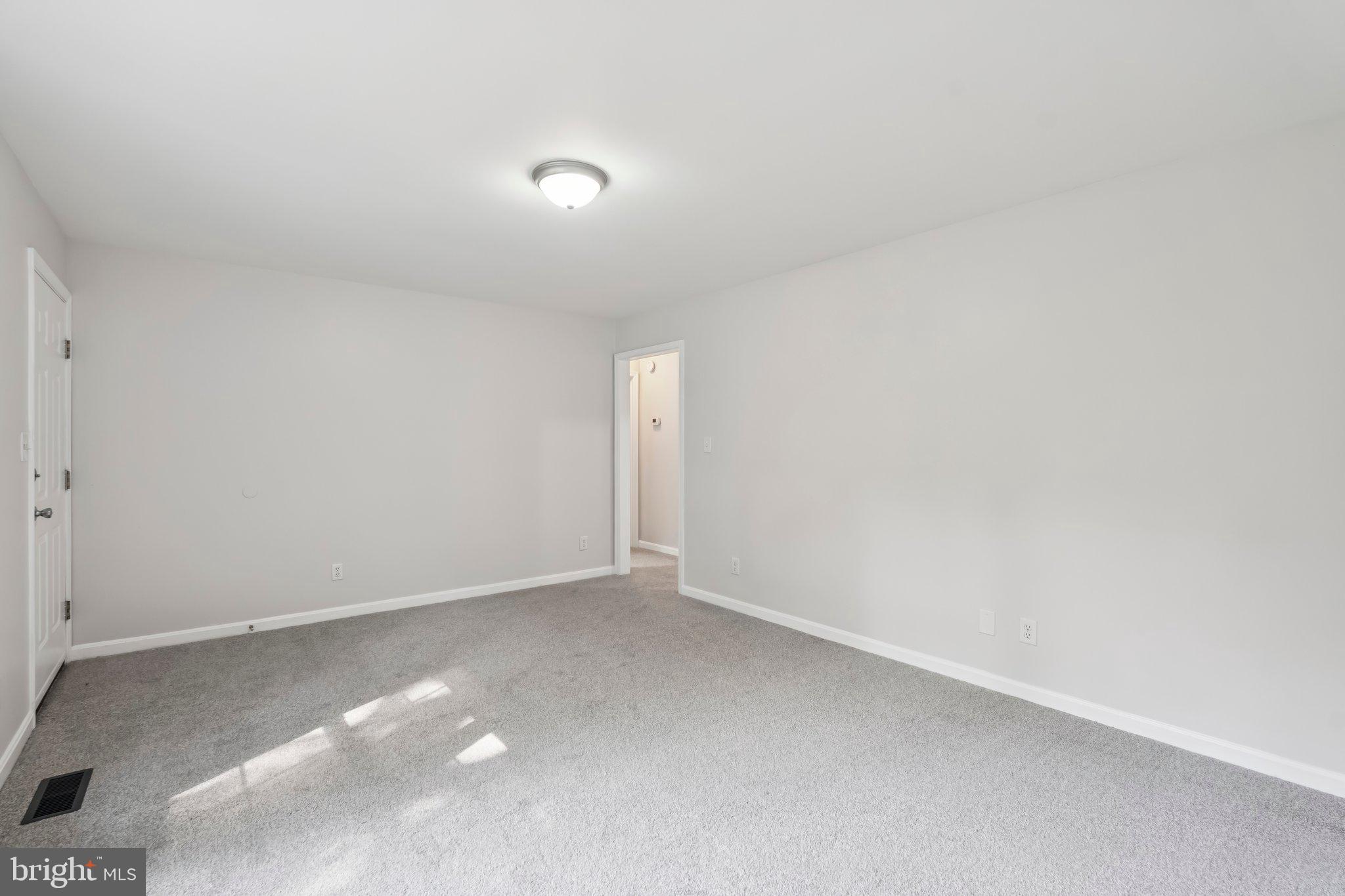 LAKE LAND OR - Residential