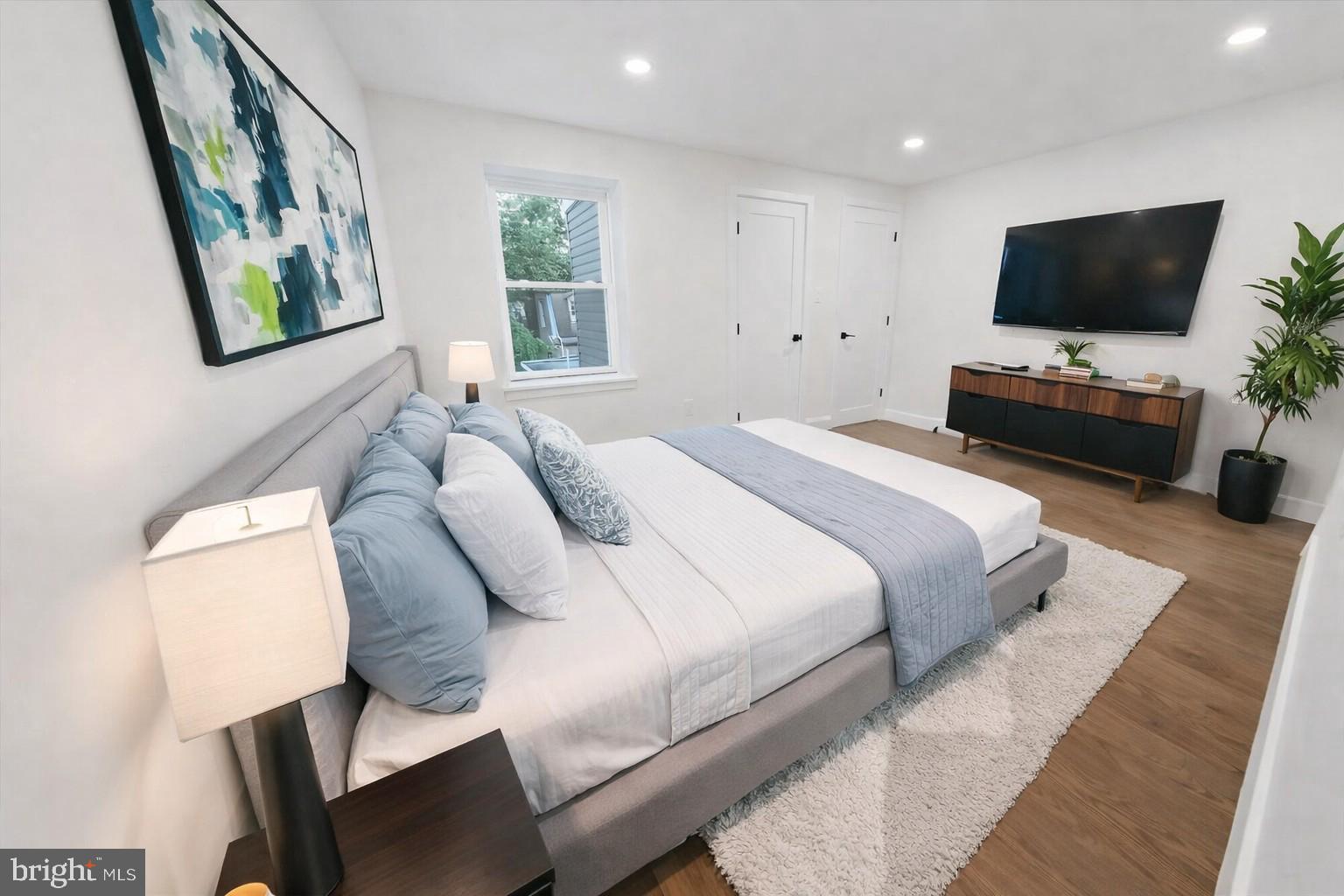 OLDE KENSINGTON - Residential