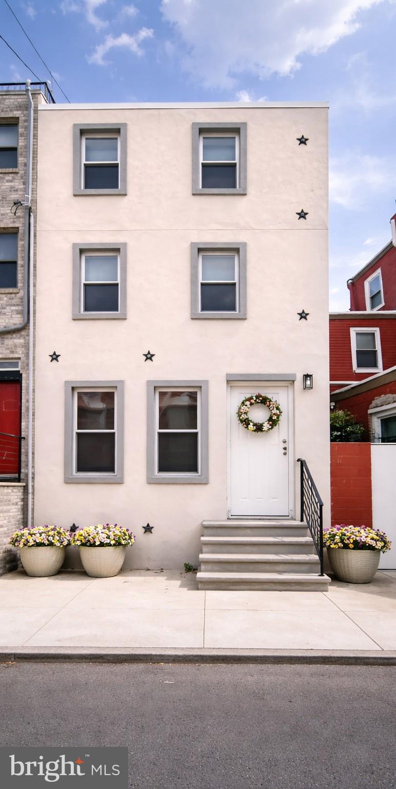 OLDE KENSINGTON - Residential