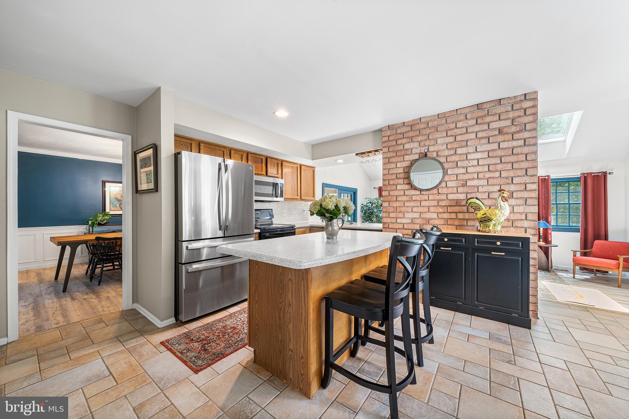212 OVERCREEK ROAD