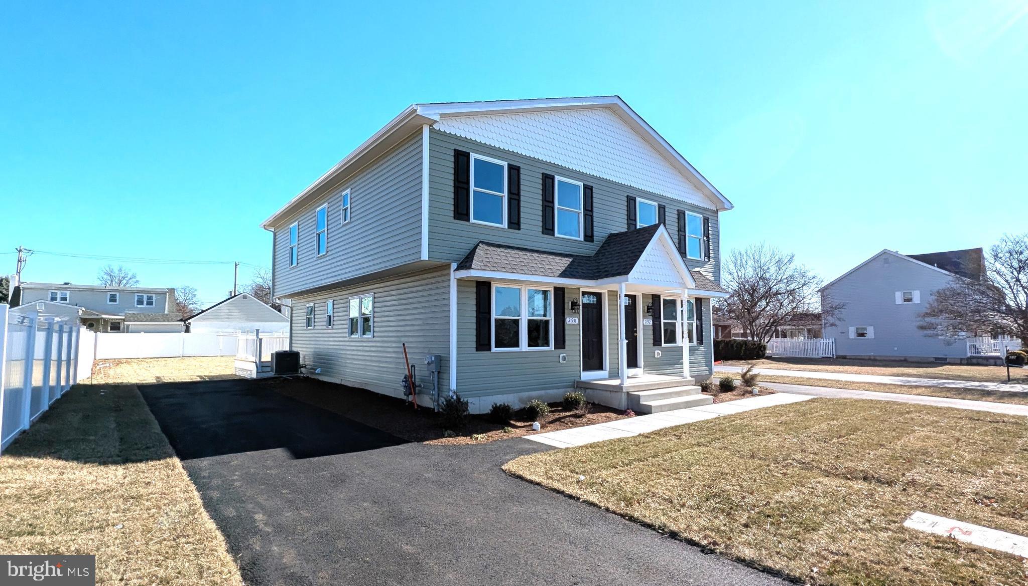 WOODLYN - Residential