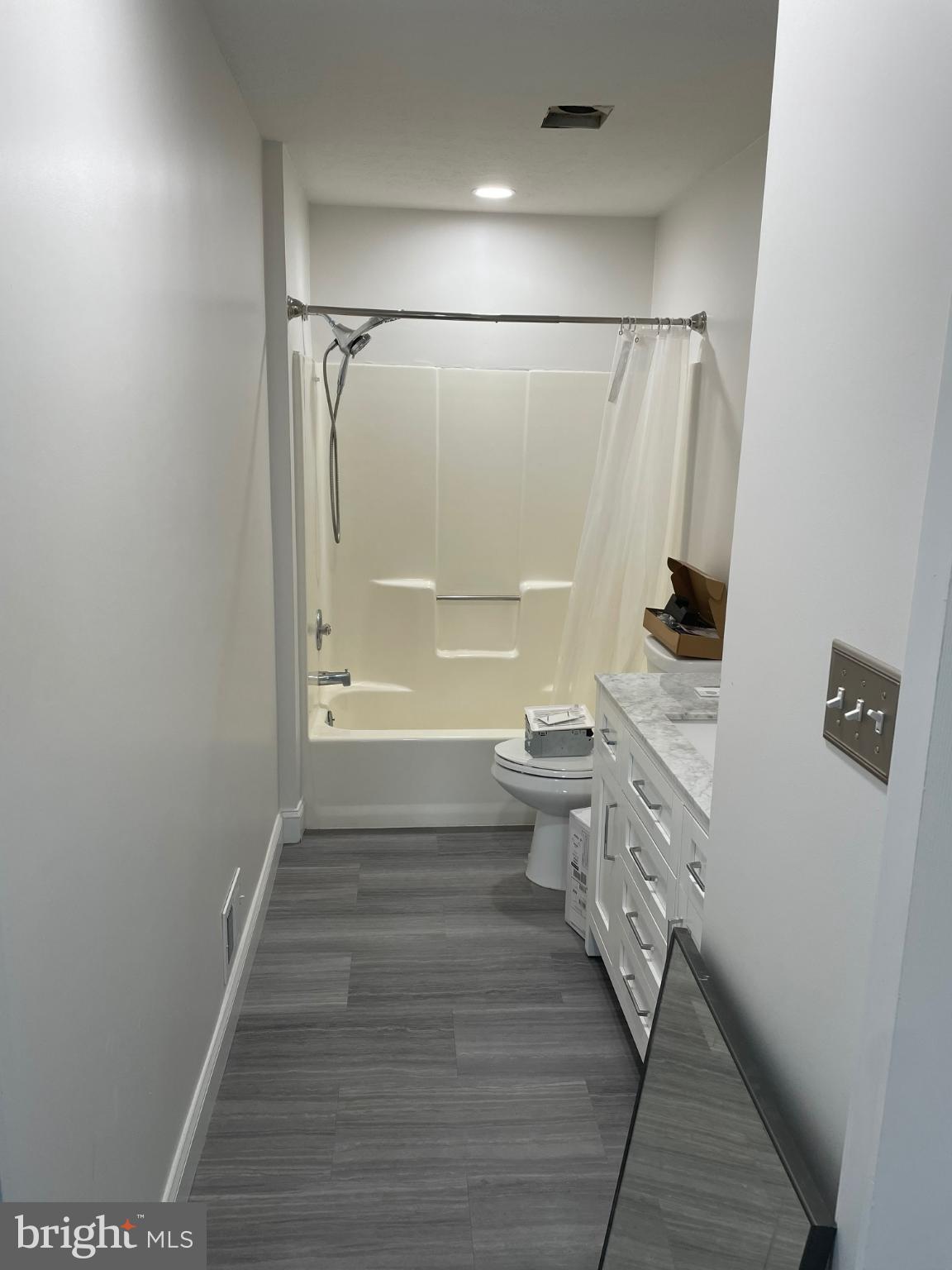 MILLBROOK - Residential