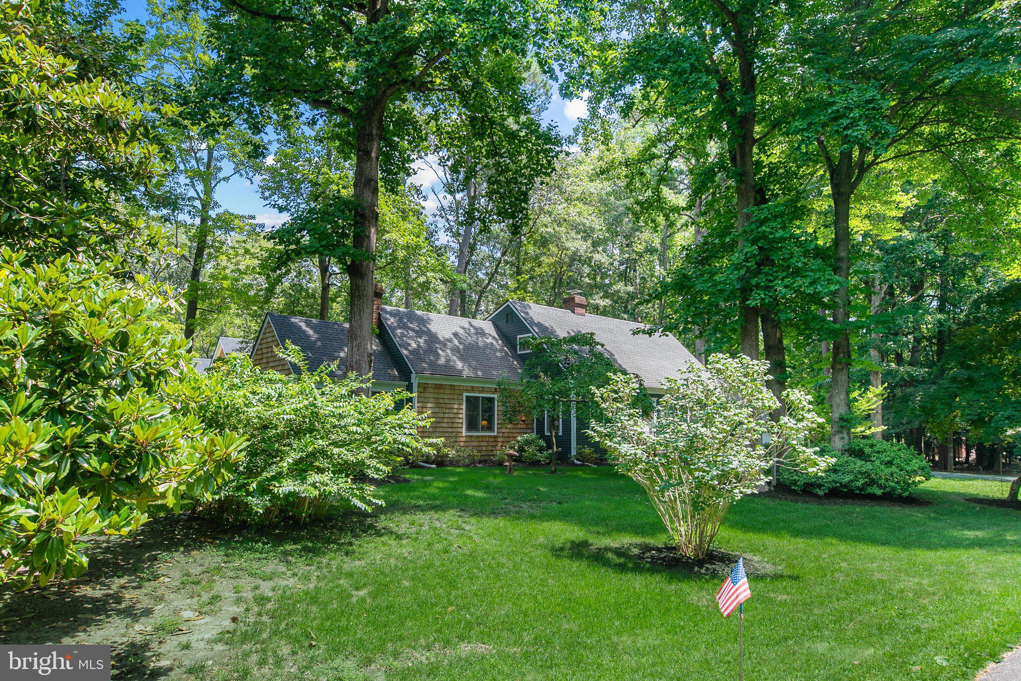 2 MALLARD DRIVE