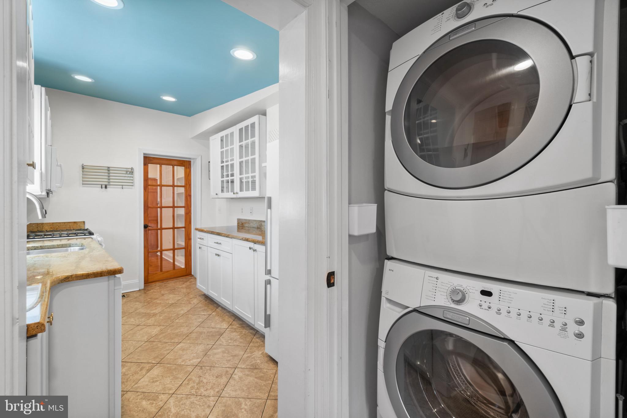 HAMPDEN HISTORIC DISTRICT - Residential