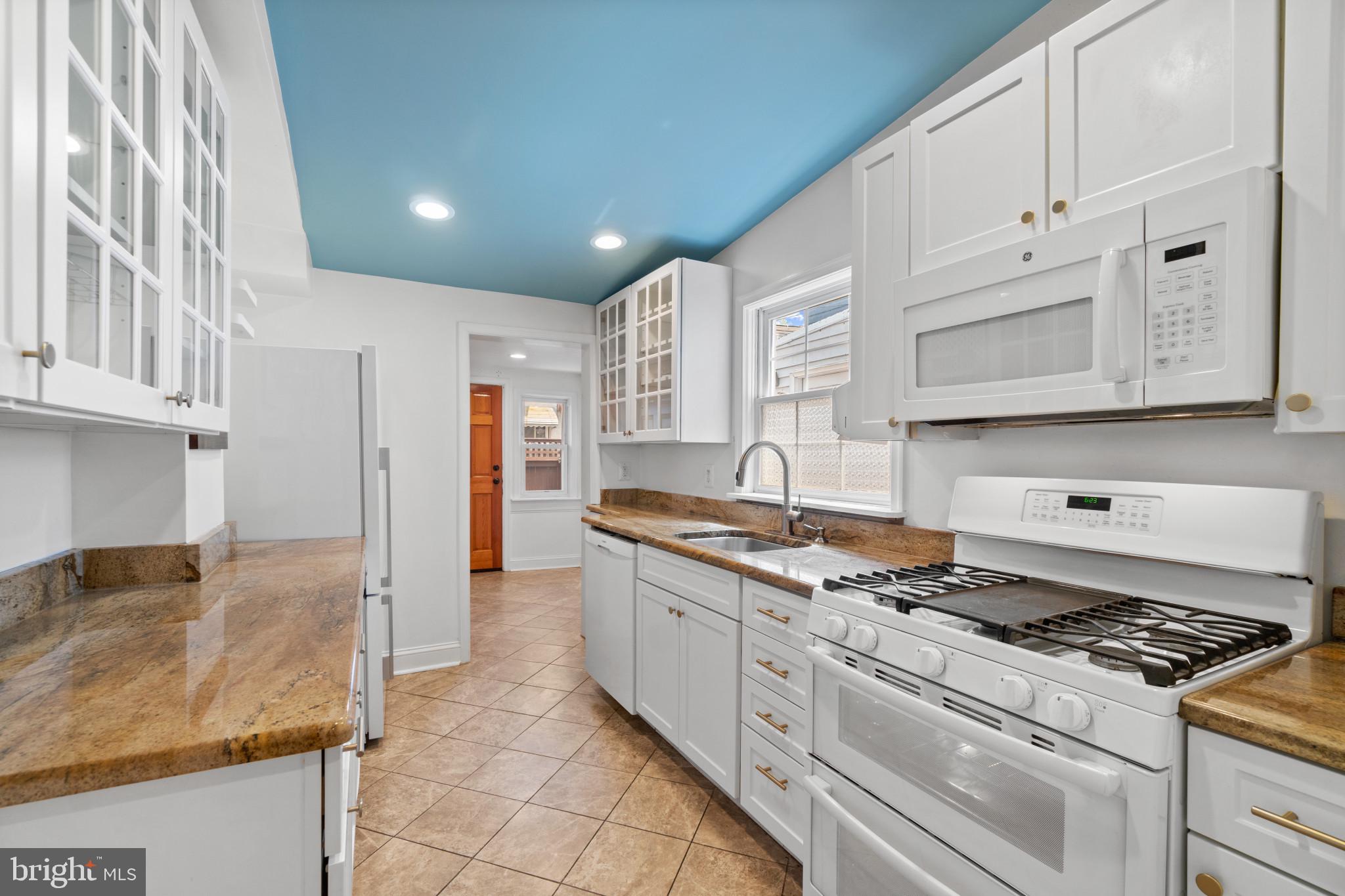 HAMPDEN HISTORIC DISTRICT - Residential