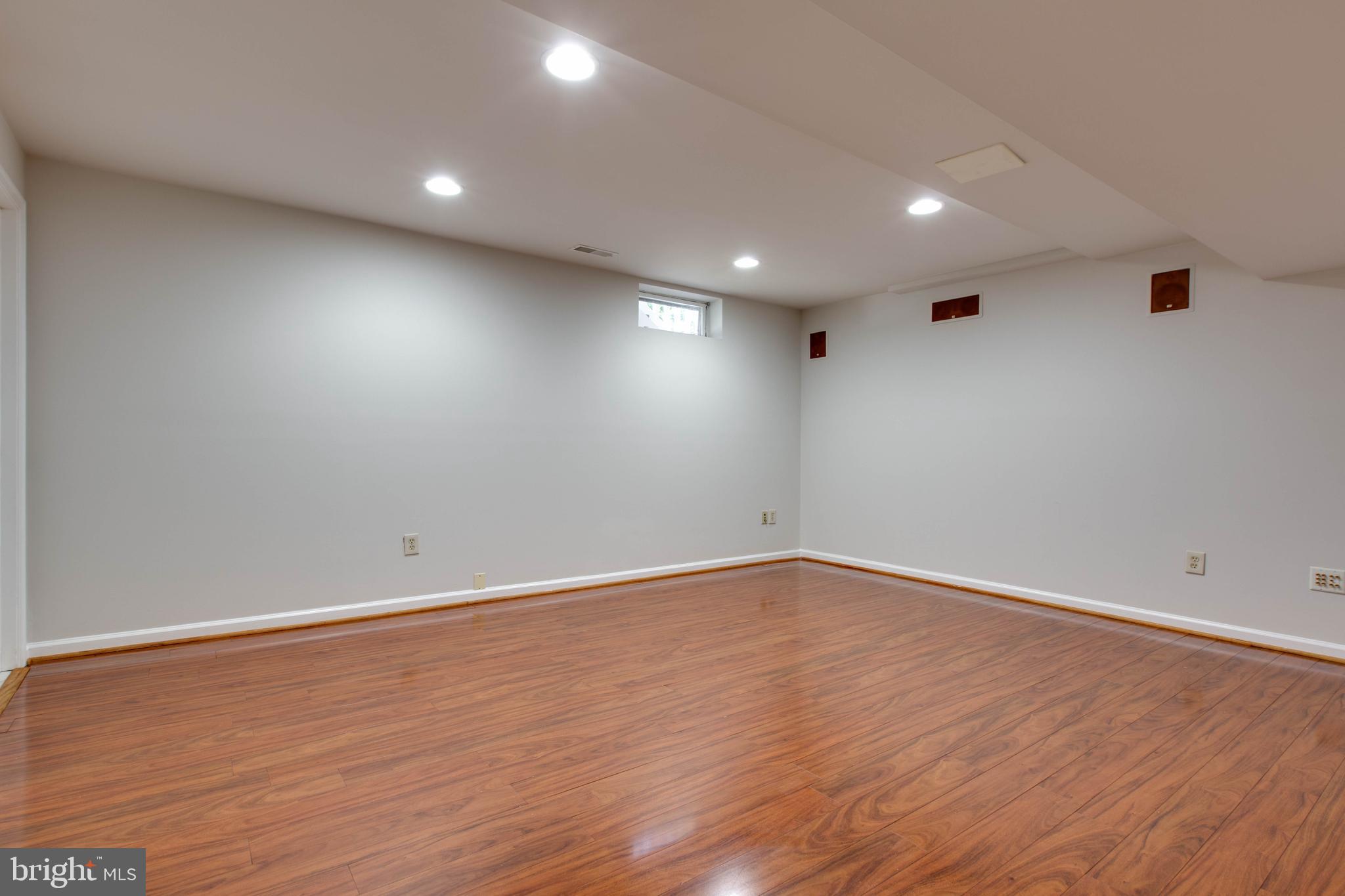 WATERFORD PARK - Residential