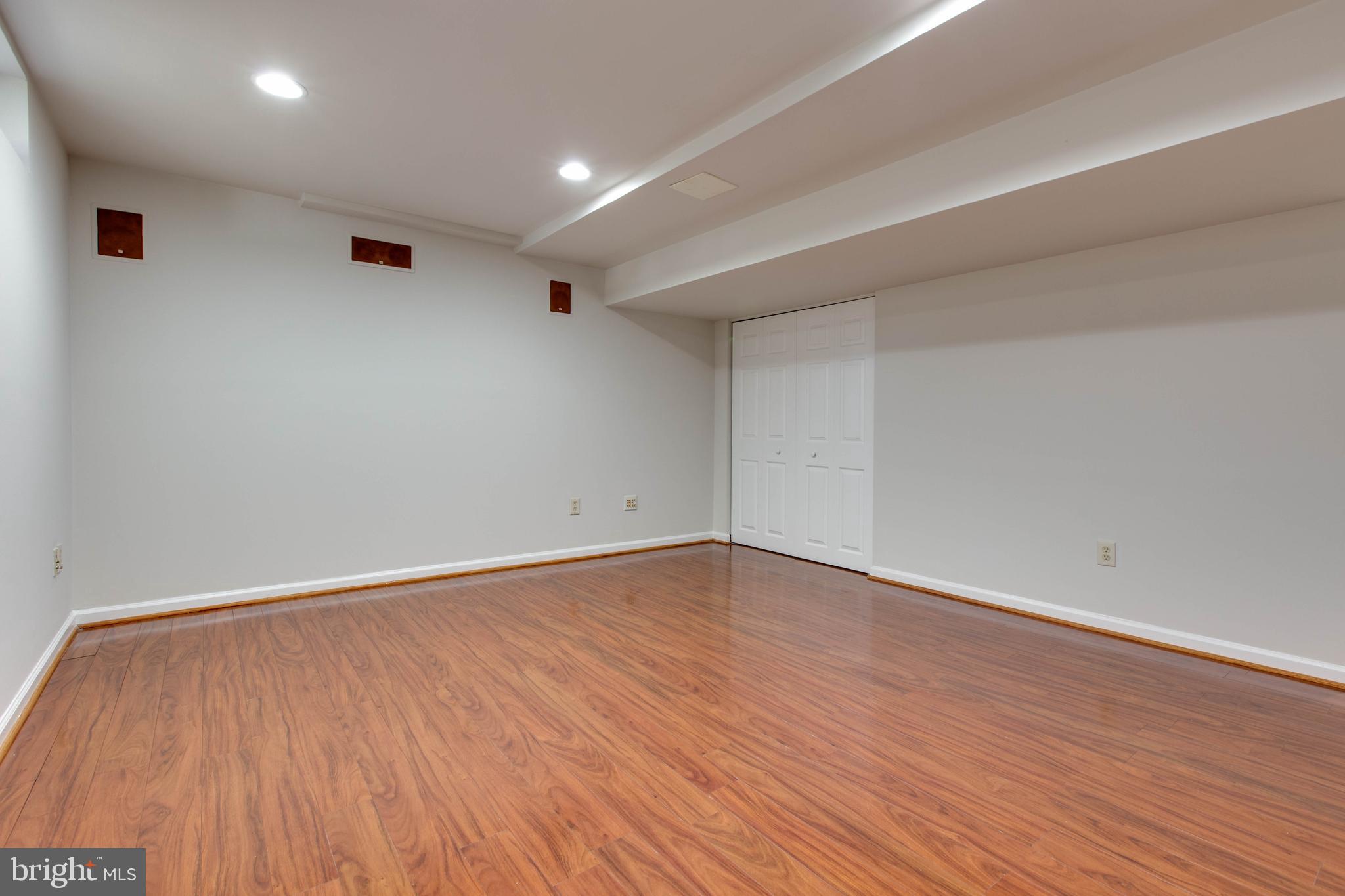 WATERFORD PARK - Residential