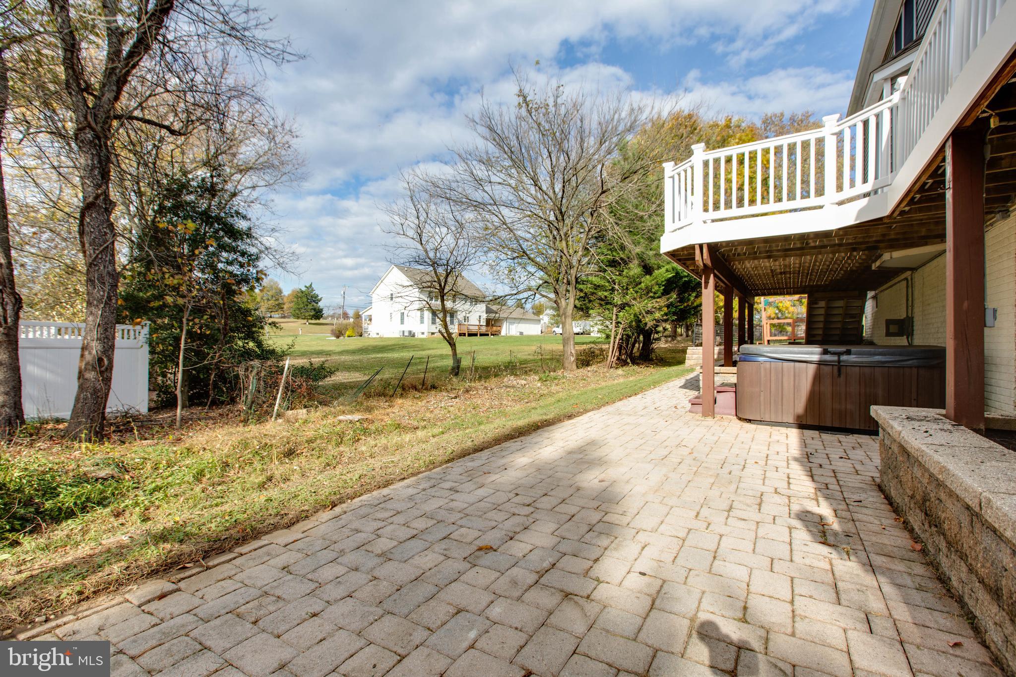 WATERFORD PARK - Residential