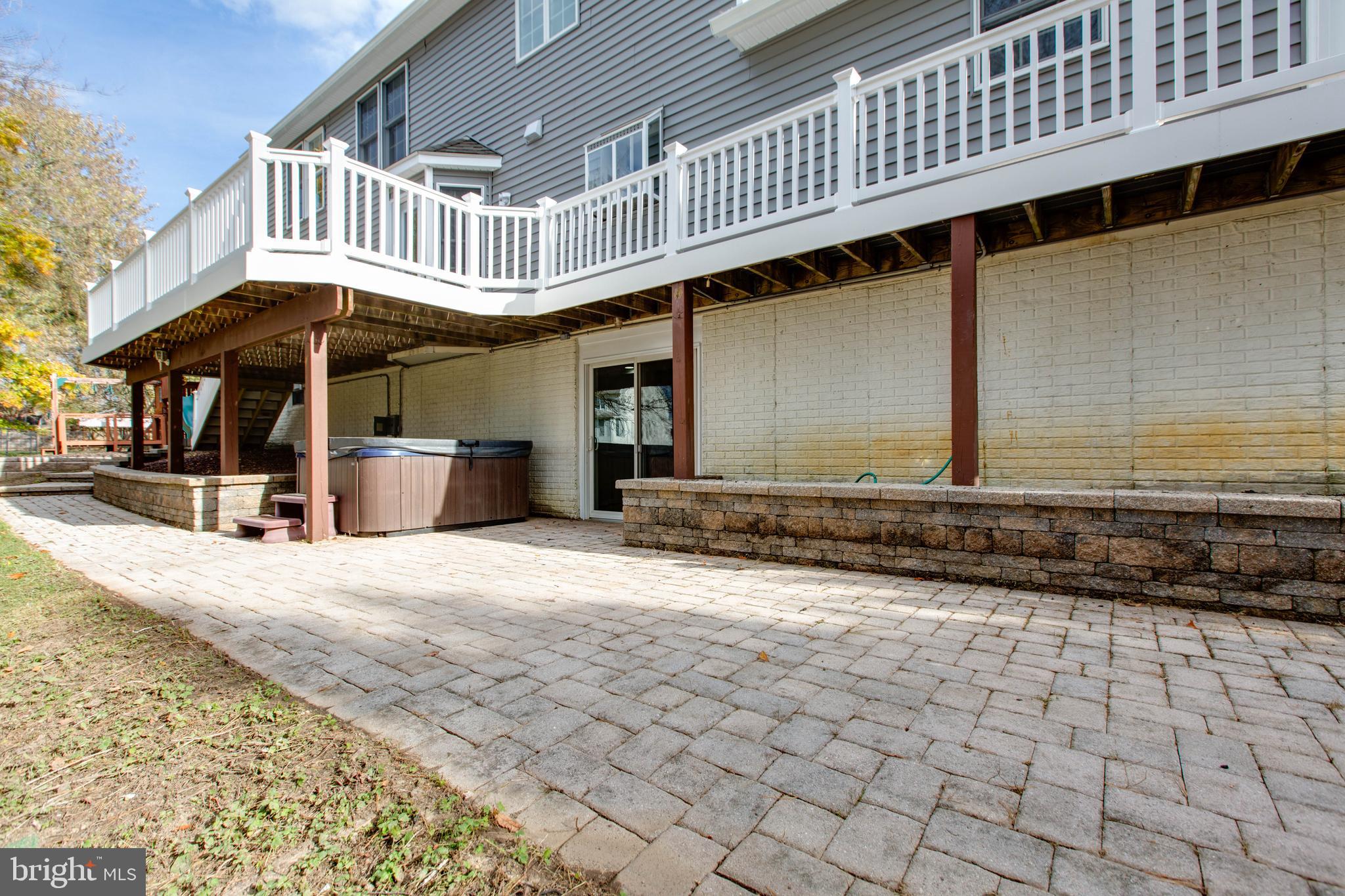 WATERFORD PARK - Residential