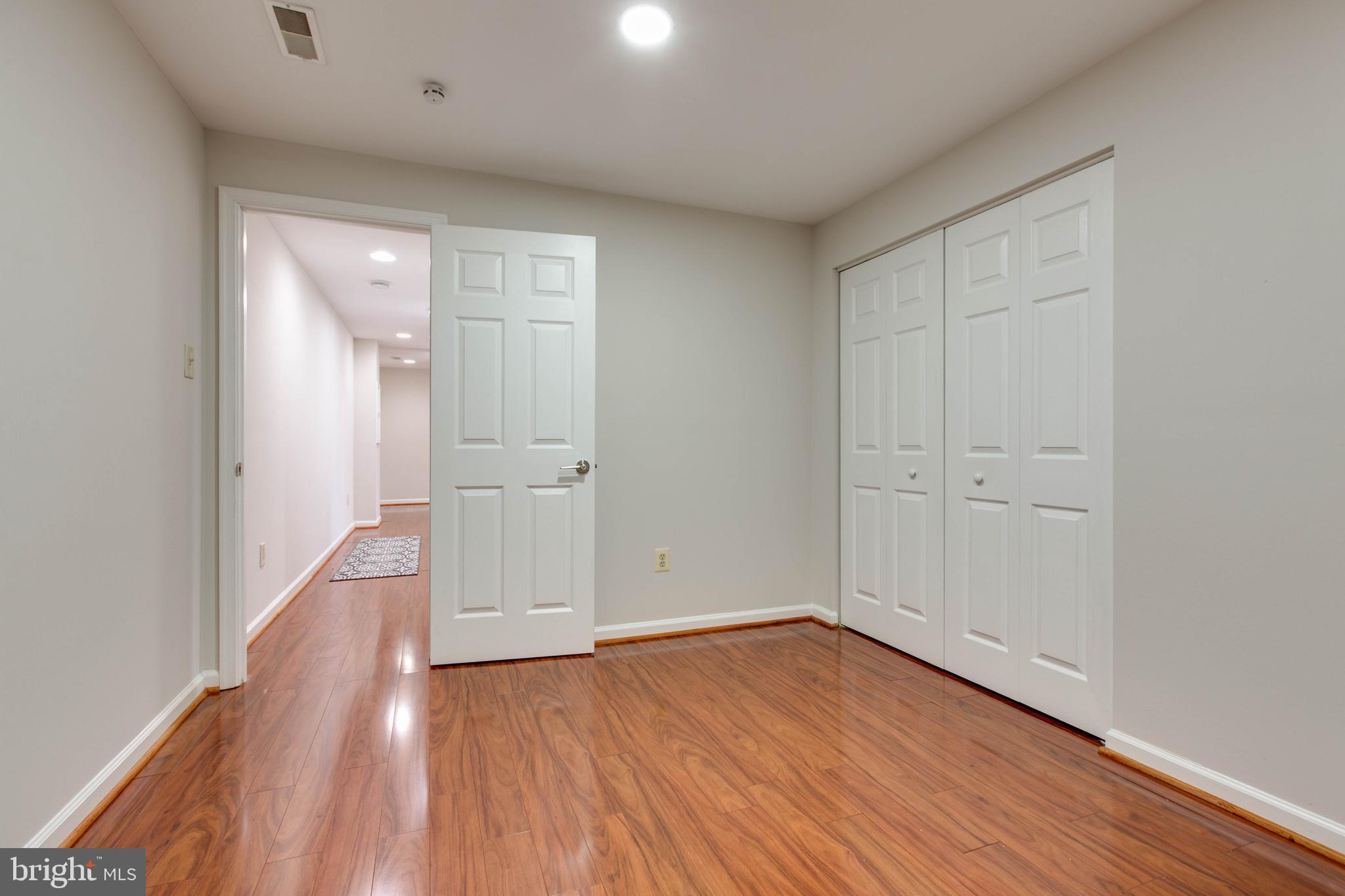 WATERFORD PARK - Residential