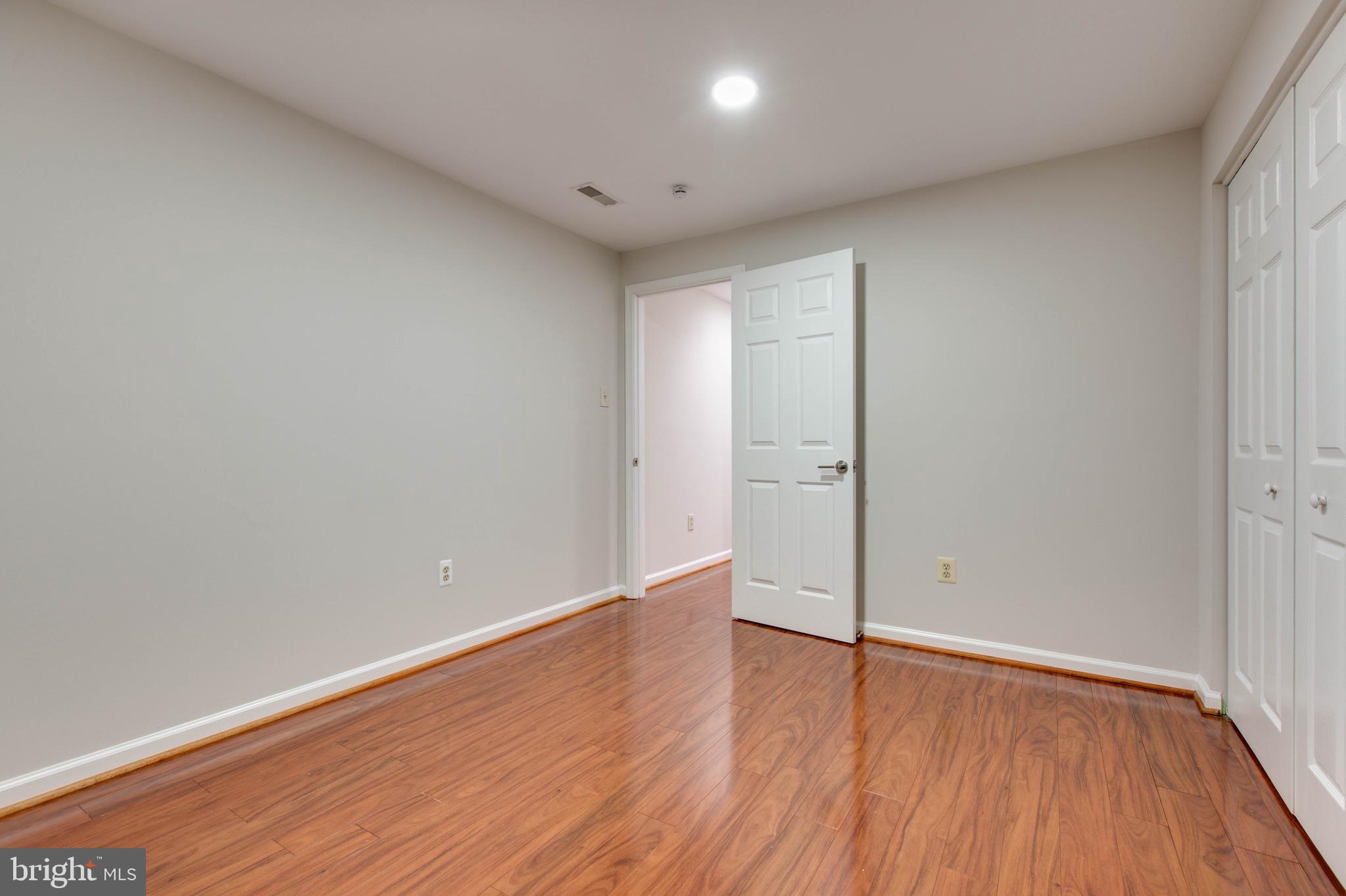 WATERFORD PARK - Residential