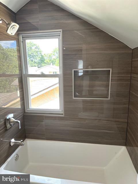 MT RAINIER - Residential