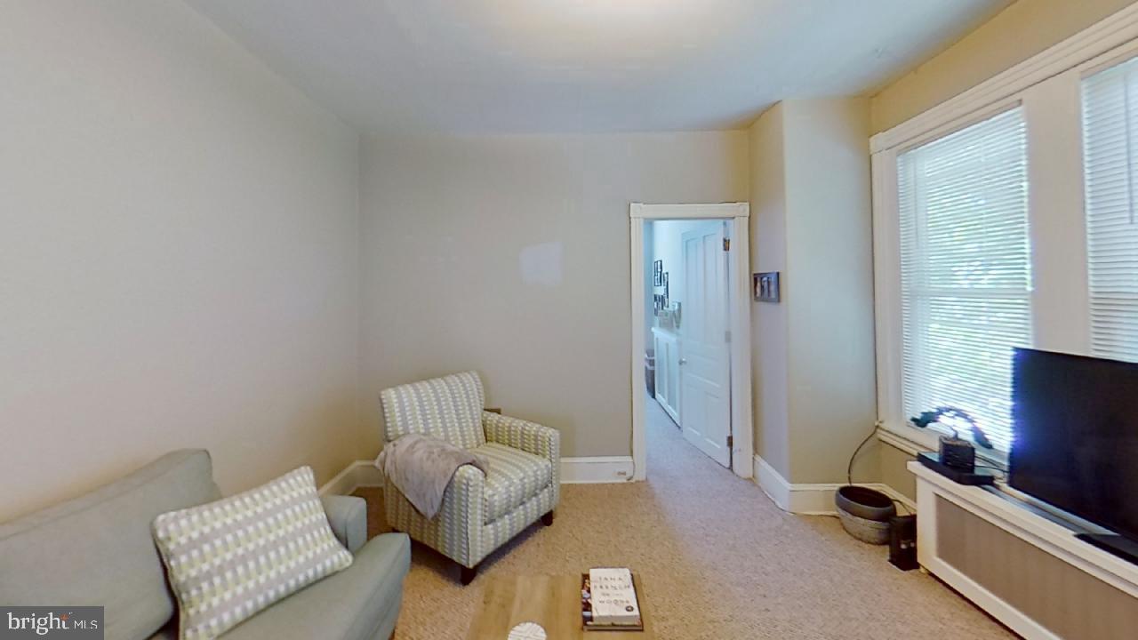 4326 MANAYUNK AVENUE 2