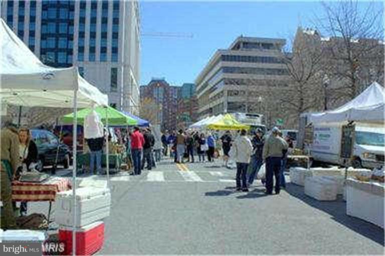 WESTMORELAND TERRACE - Residential