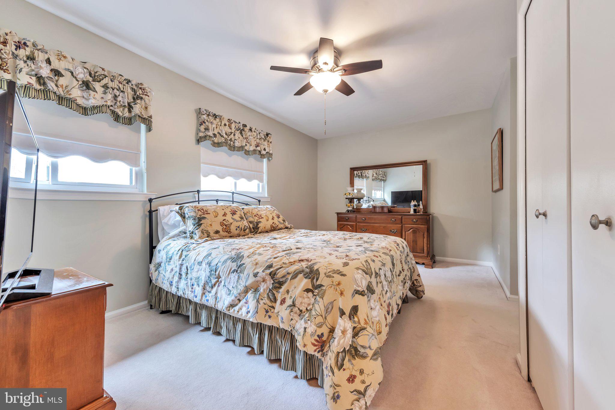 BURKE CENTRE - Residential