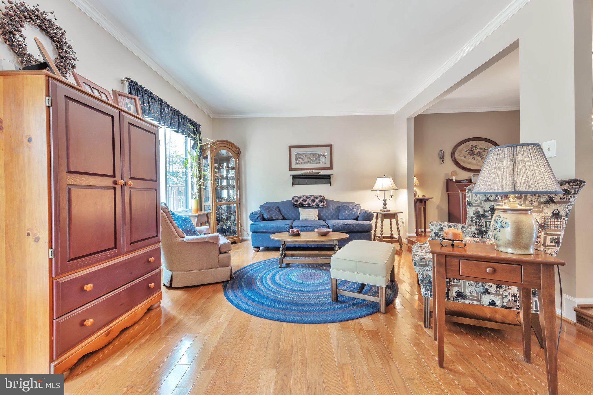 BURKE CENTRE - Residential