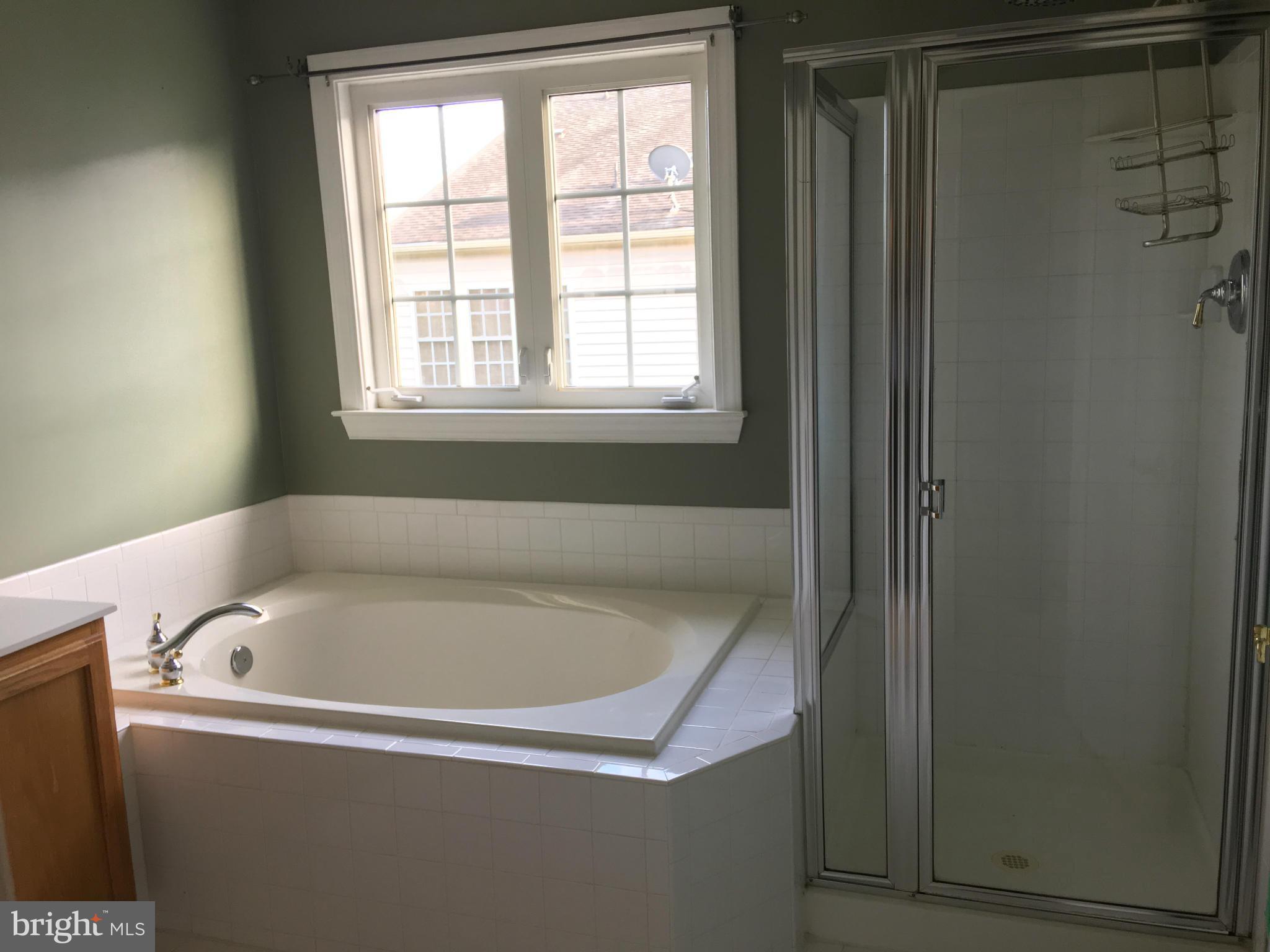 POTOMAC CHASE - Residential