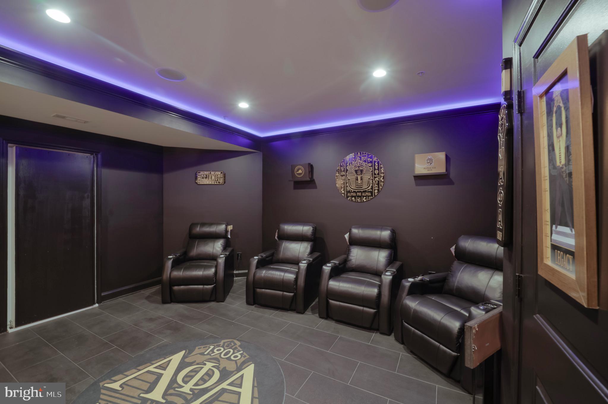 MARLBORO RIDGE - Residential