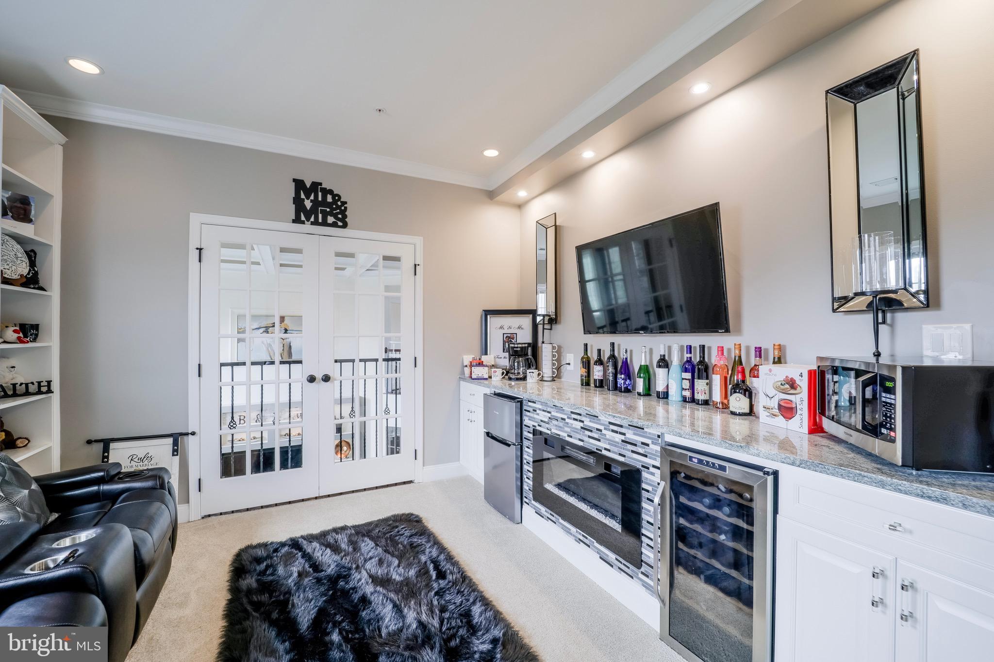 MARLBORO RIDGE - Residential