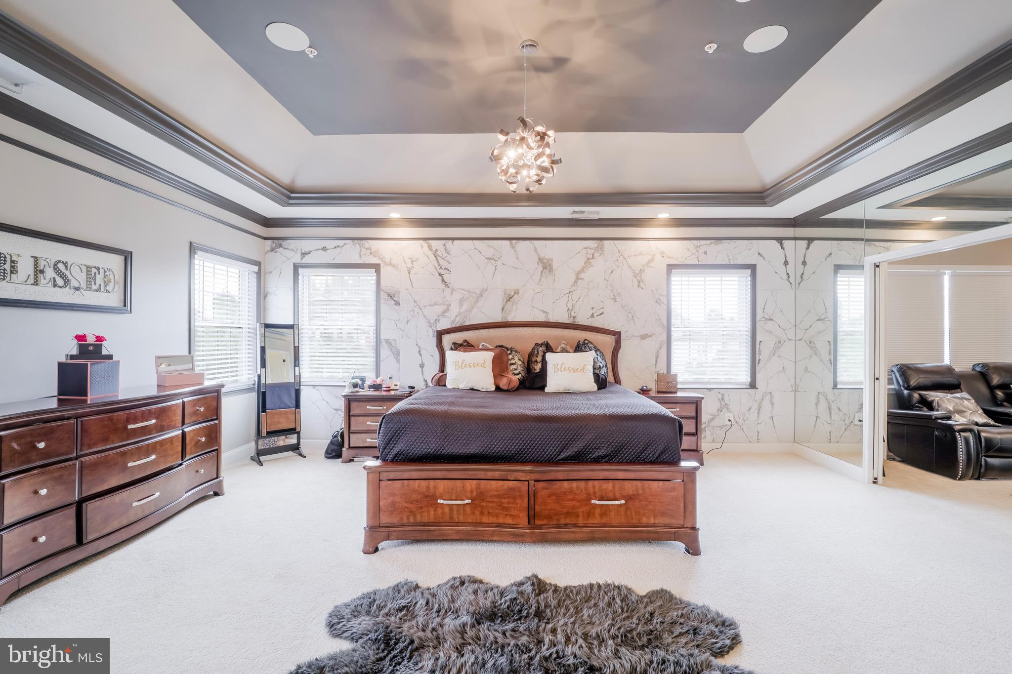 MARLBORO RIDGE - Residential