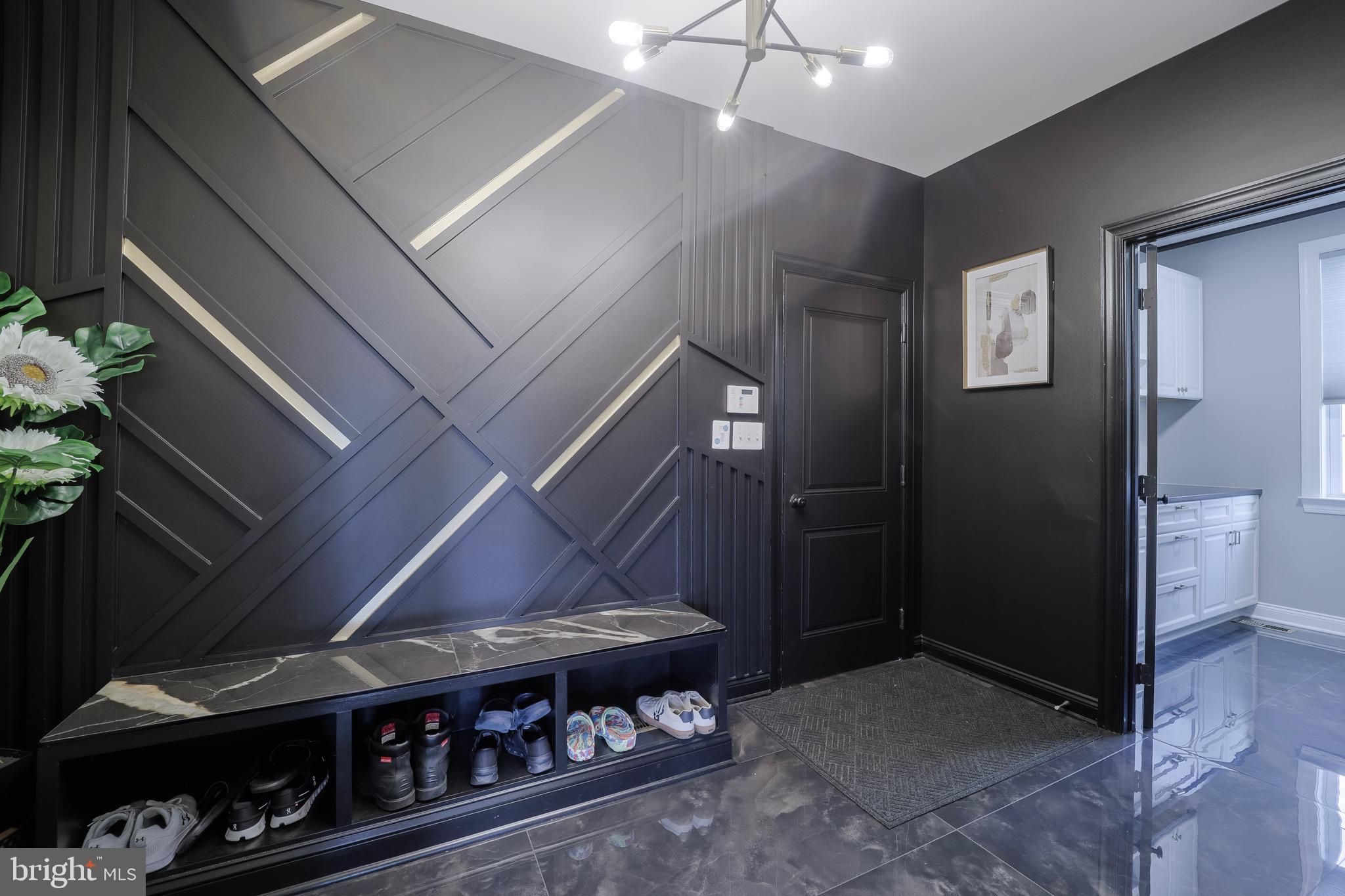 MARLBORO RIDGE - Residential