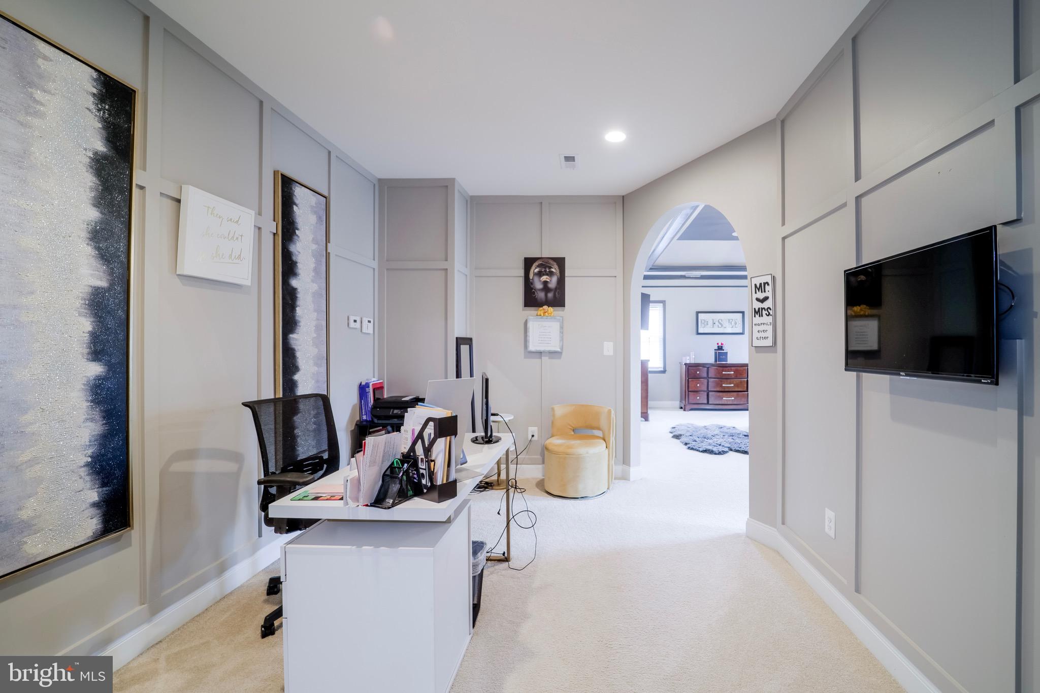 MARLBORO RIDGE - Residential