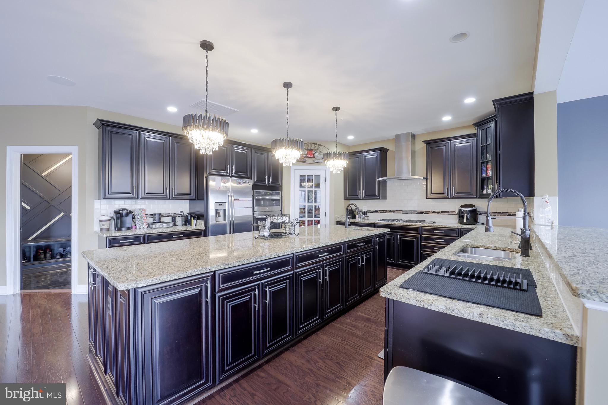 MARLBORO RIDGE - Residential