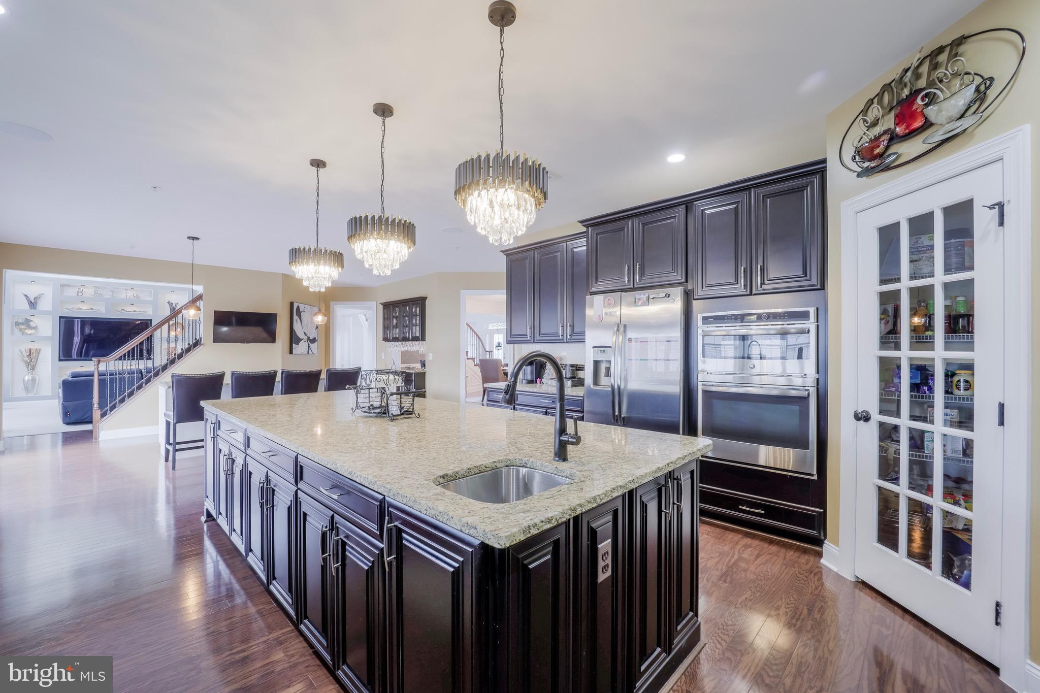 MARLBORO RIDGE - Residential