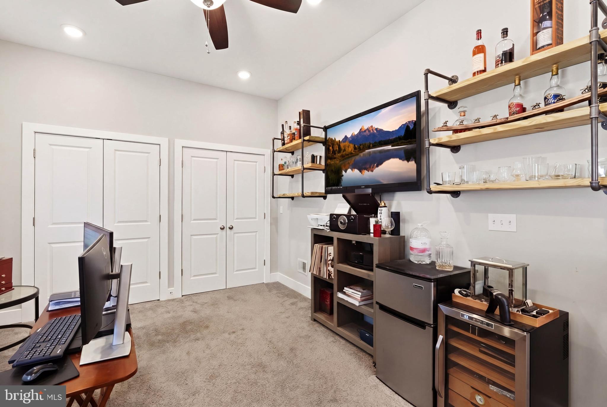 ROSEDALE - Residential
