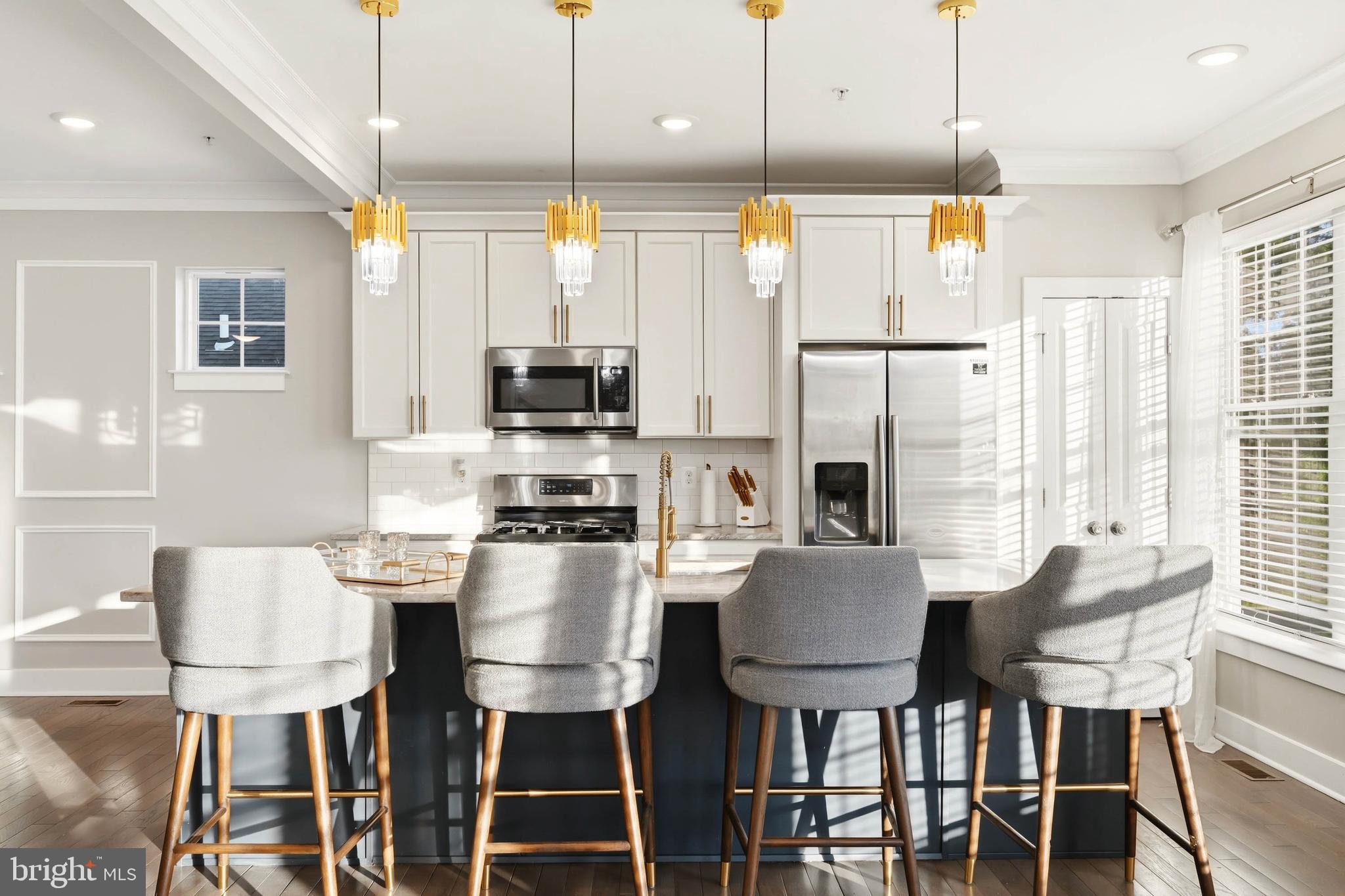 ROSEDALE - Residential