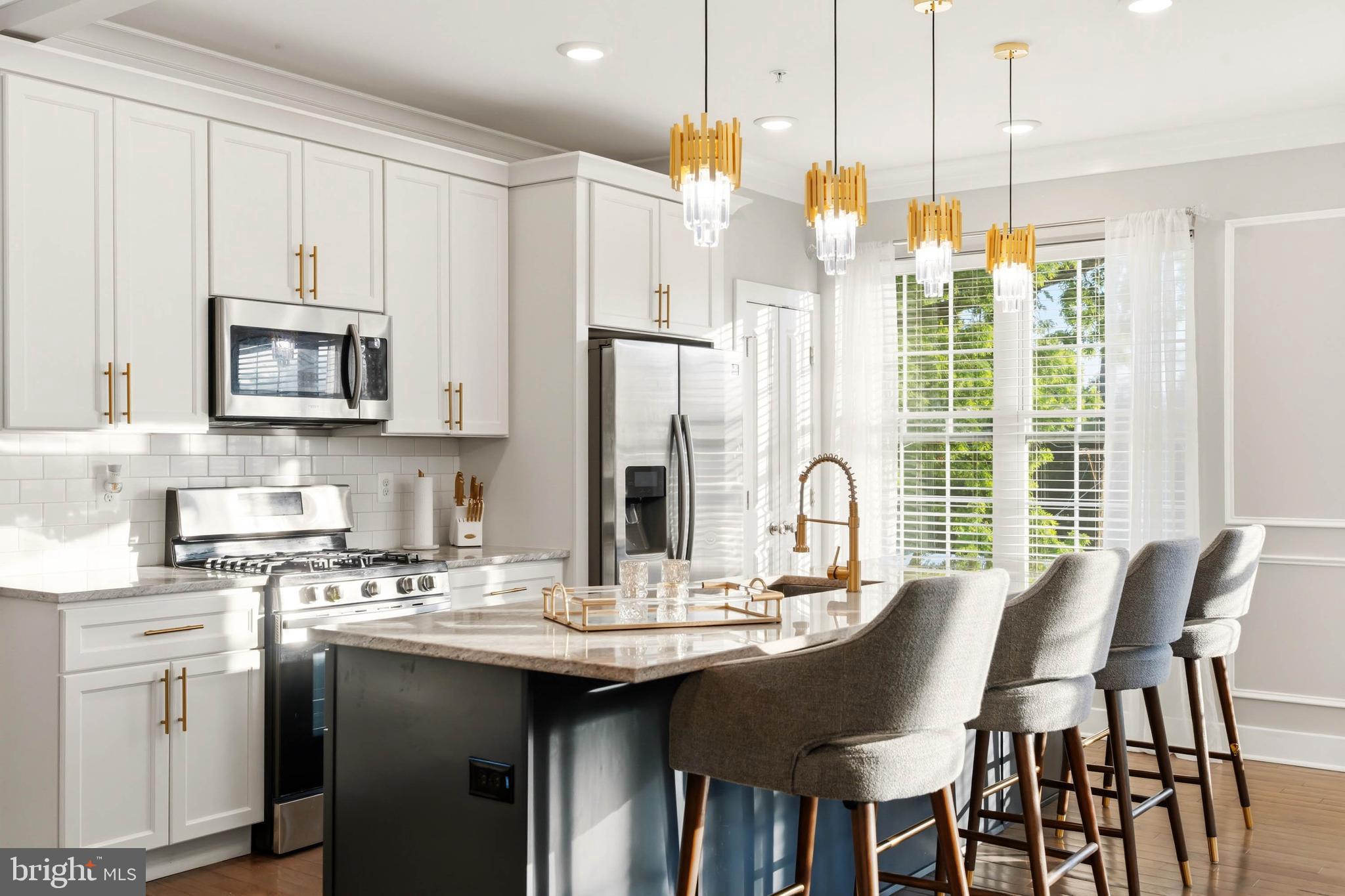 ROSEDALE - Residential