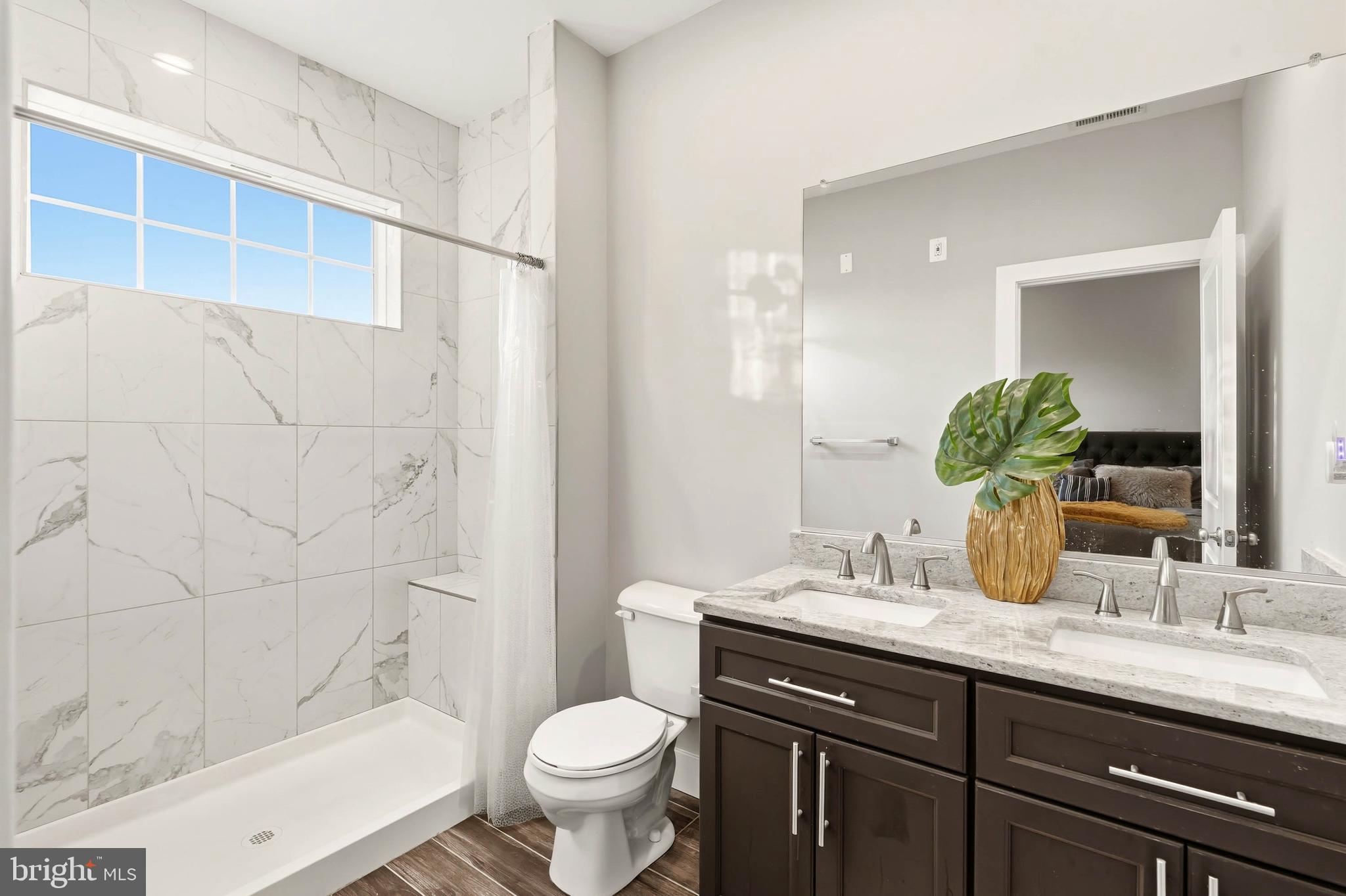 ROSEDALE - Residential