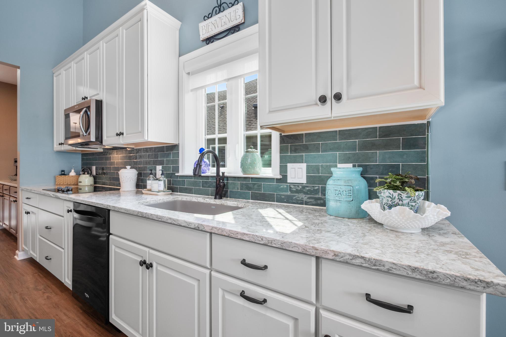 TRADITIONS OF AMERICA AT GREEN POND - Residential