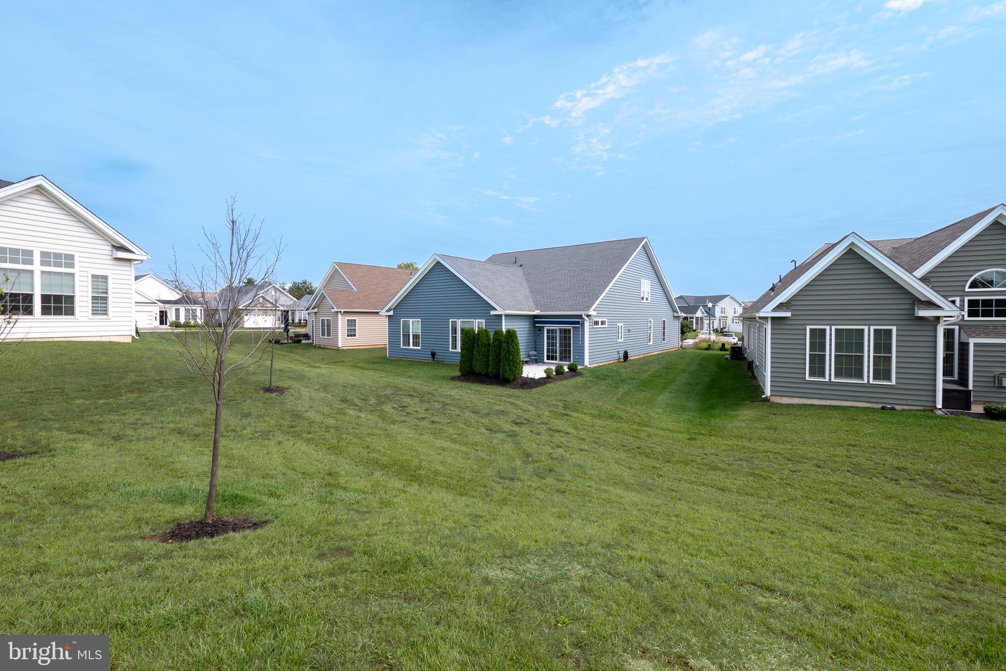 TRADITIONS OF AMERICA AT GREEN POND - Residential