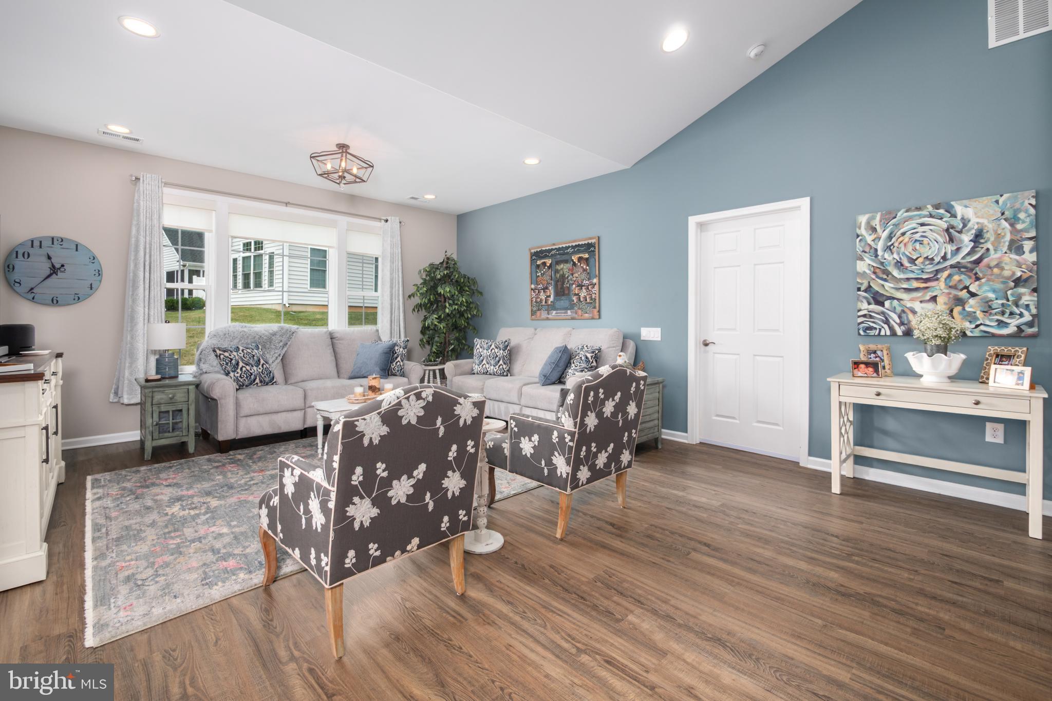 TRADITIONS OF AMERICA AT GREEN POND - Residential