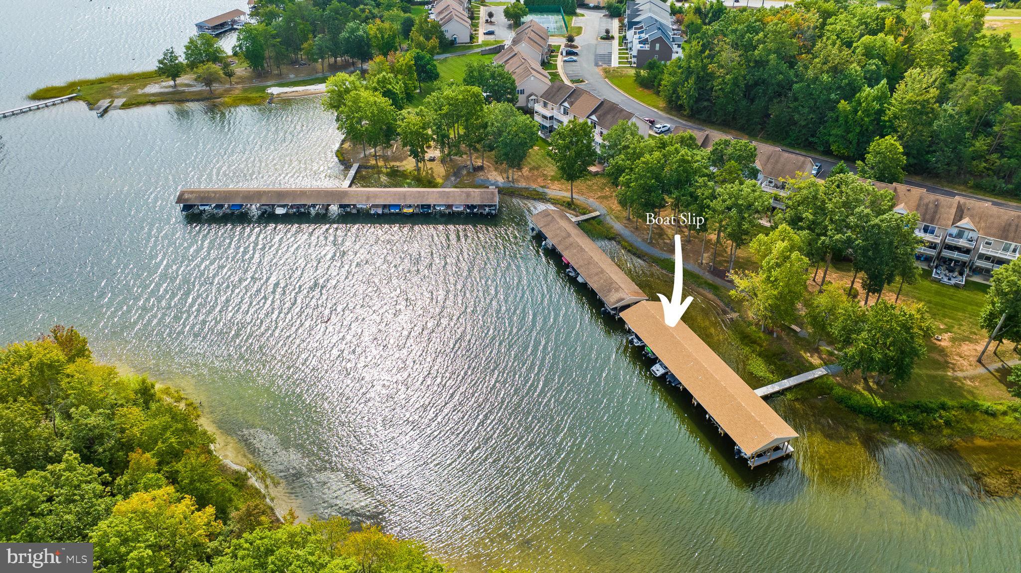 324 LAKE FRONT DRIVE