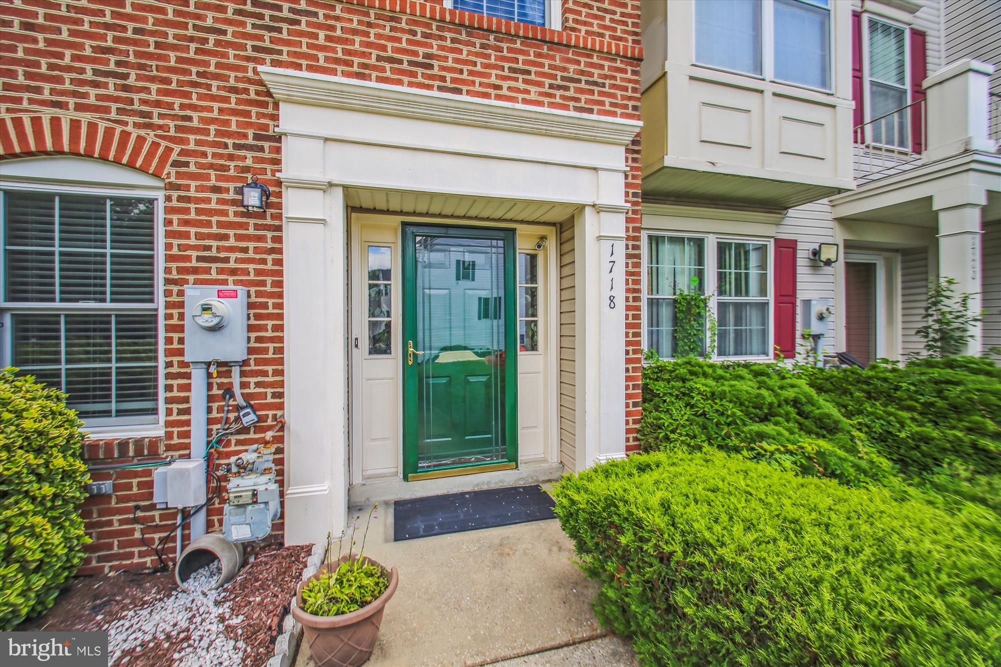 1718 SEVERN TREE COURT