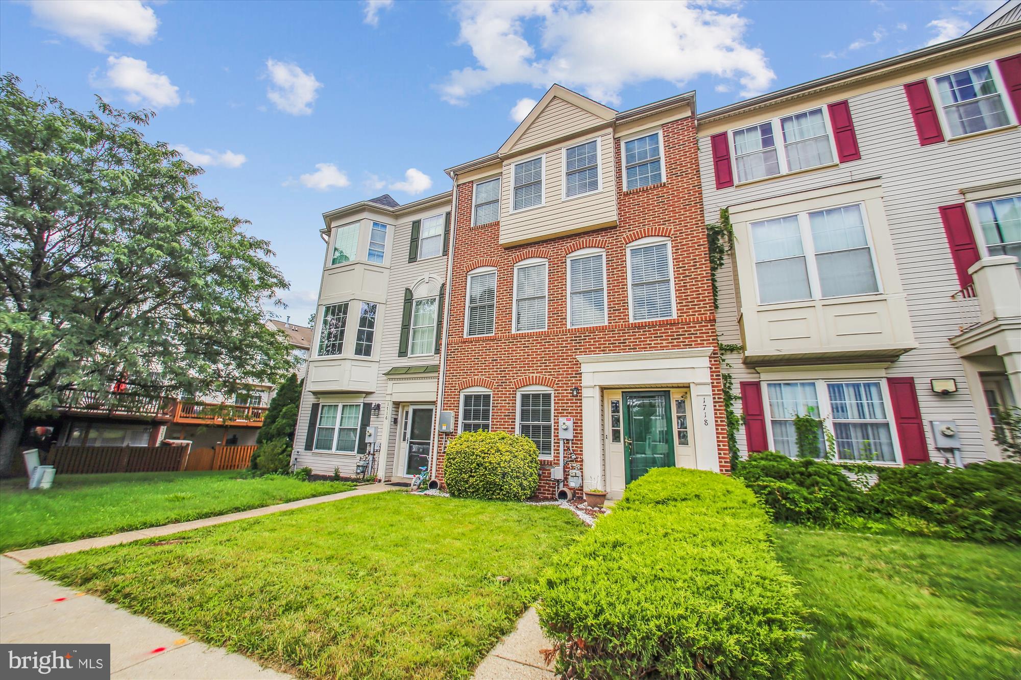 1718 SEVERN TREE COURT