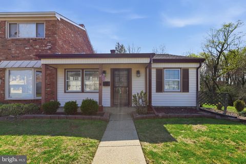 Photo of 10 Fireside Court, WILLINGBORO, NJ 08046 (MLS # NJBL2109206)