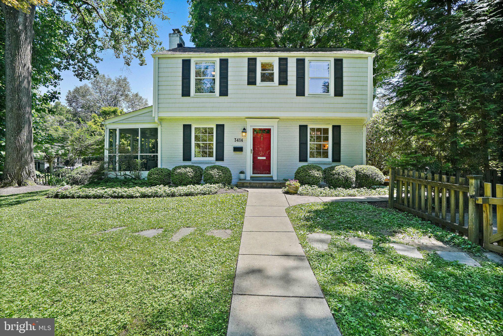 3414 THORNAPPLE STREET