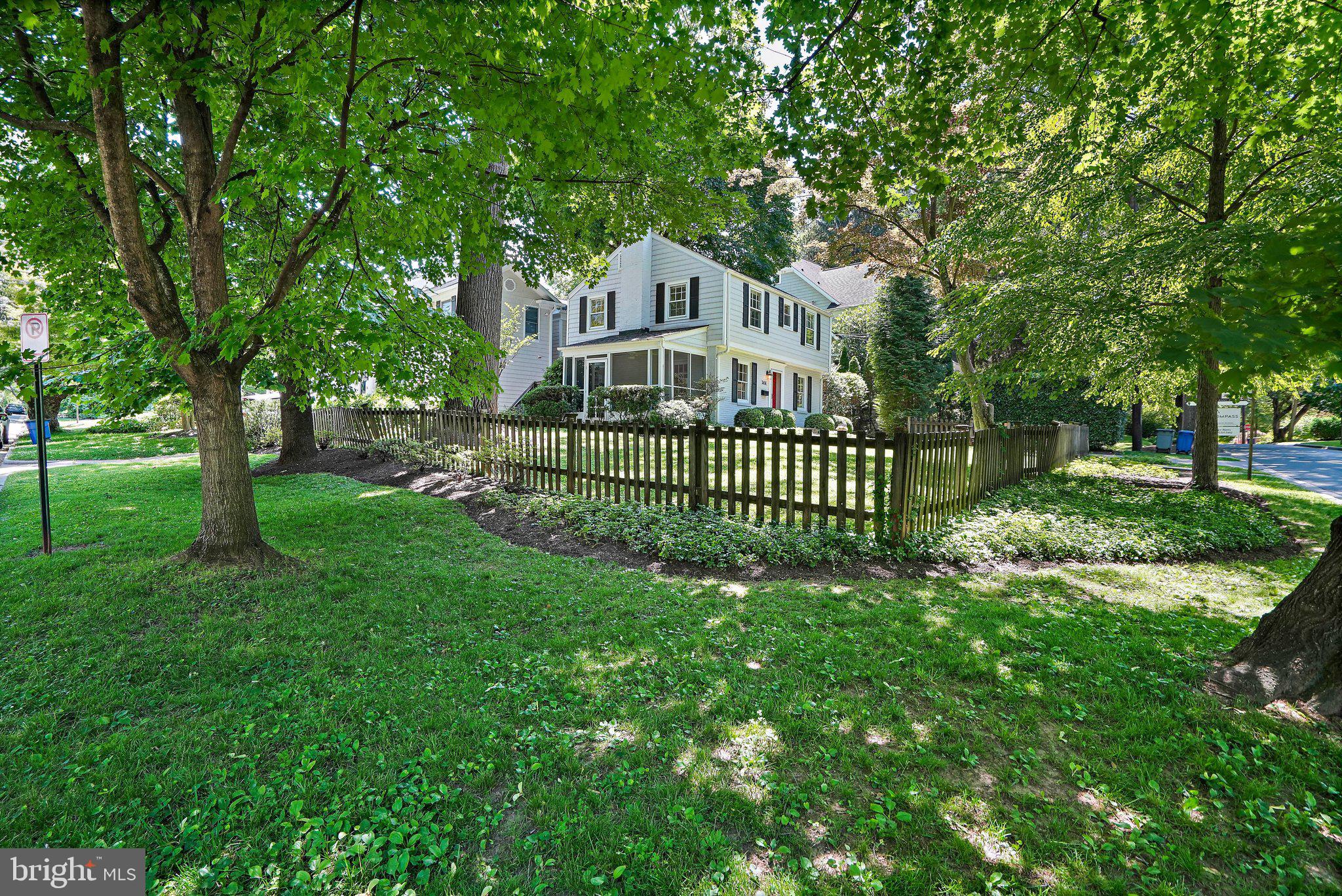 3414 THORNAPPLE STREET