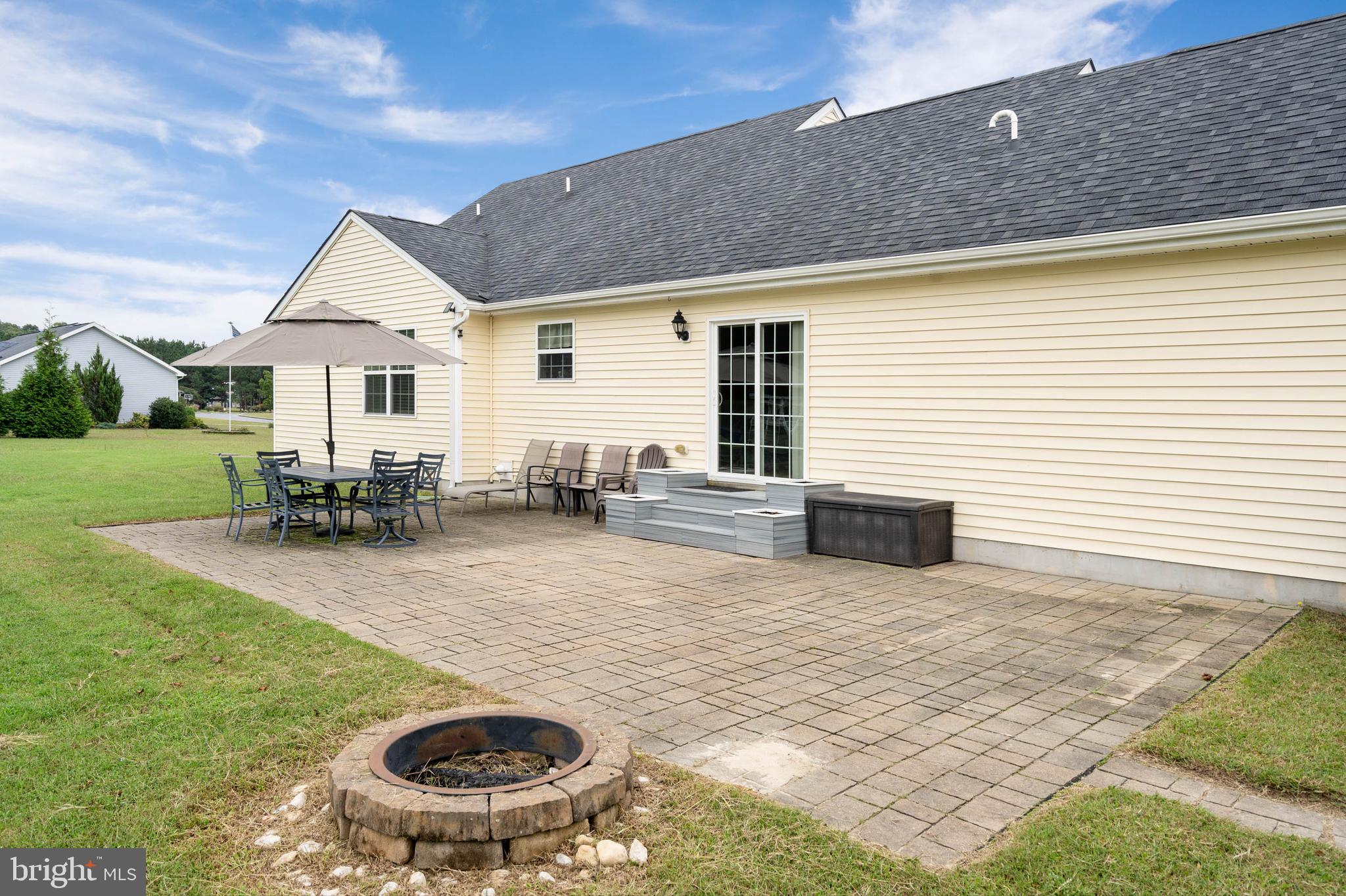 25911 COUNTRY MEADOWS DRIVE