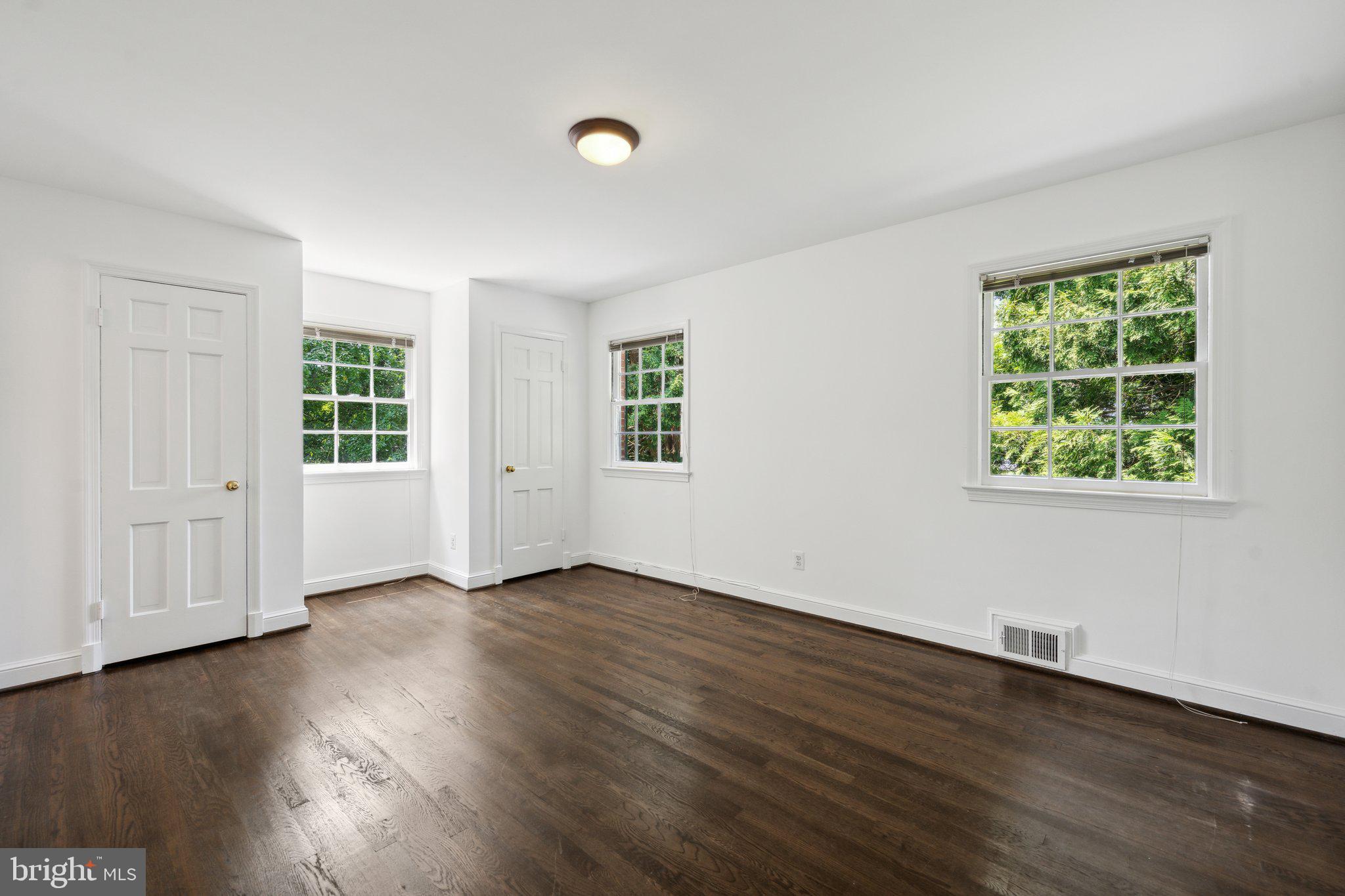 SPRINGFIELD - Residential