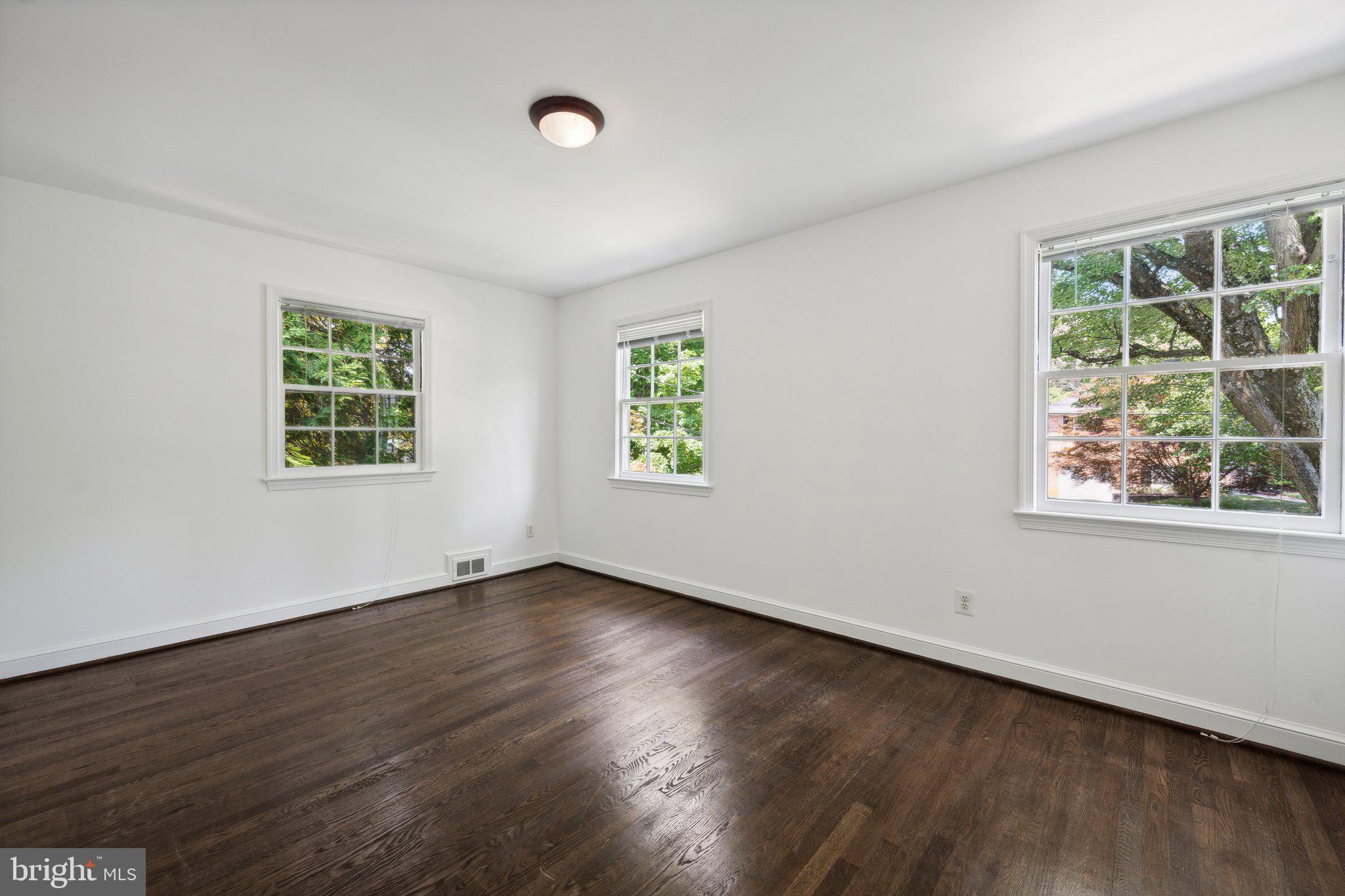 SPRINGFIELD - Residential