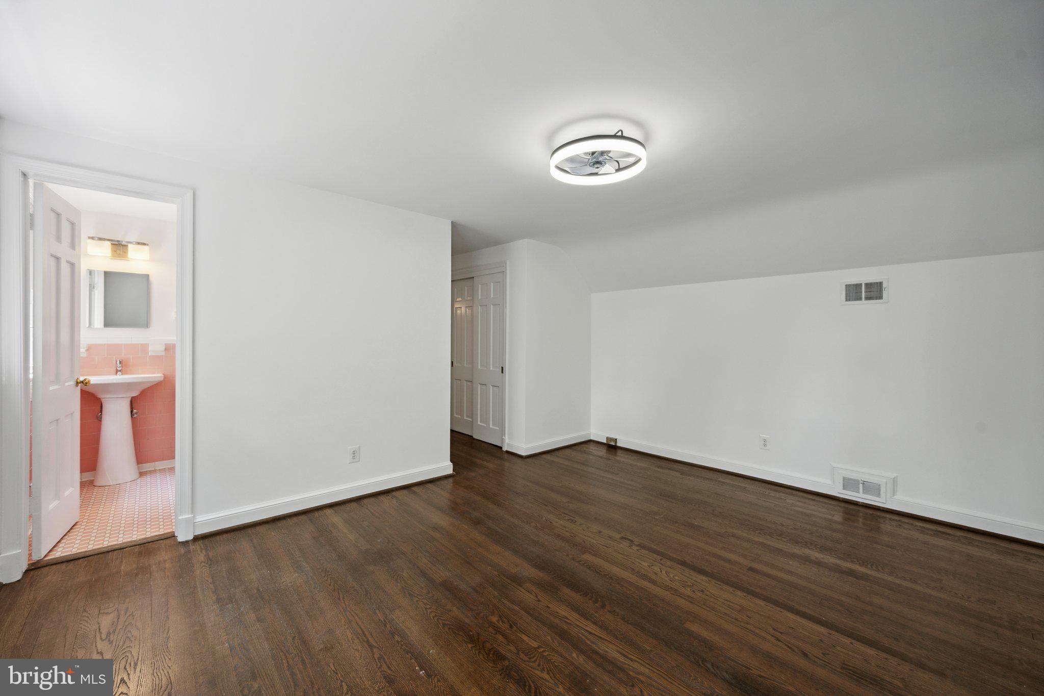 SPRINGFIELD - Residential