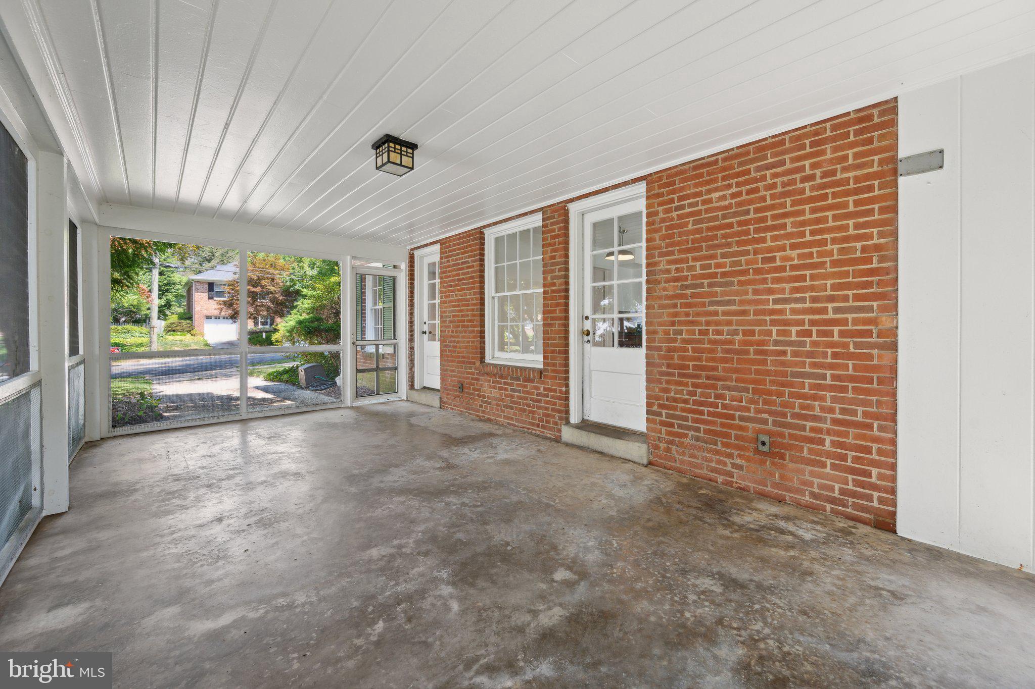 SPRINGFIELD - Residential